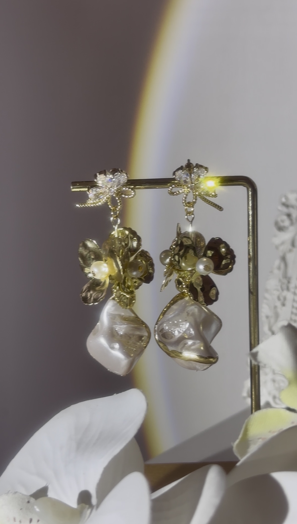 旋轉花瓣貝殼石耳環🌹