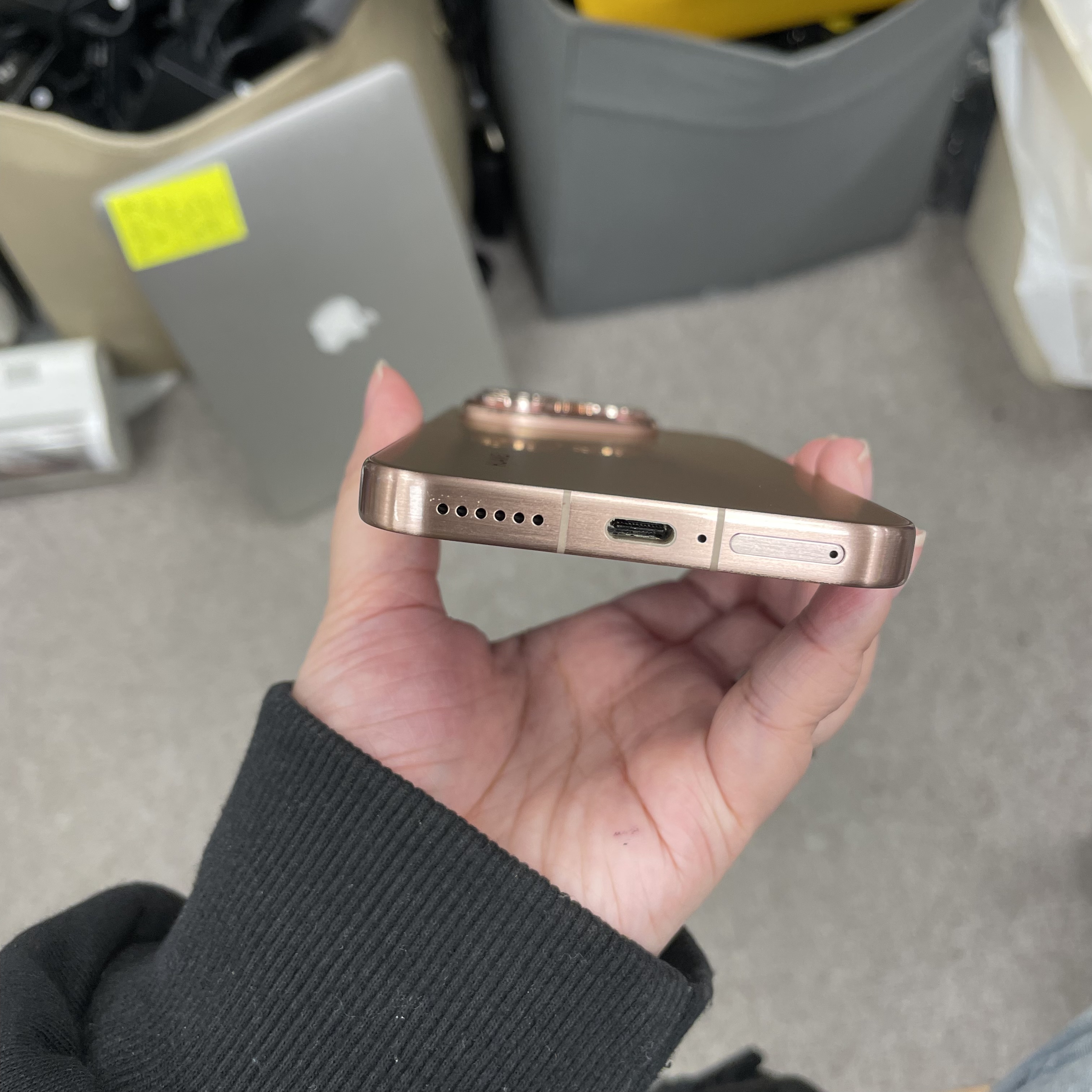 *5994 Huawei Pura 80 超靚機 12+256GB 絲絨金 gold