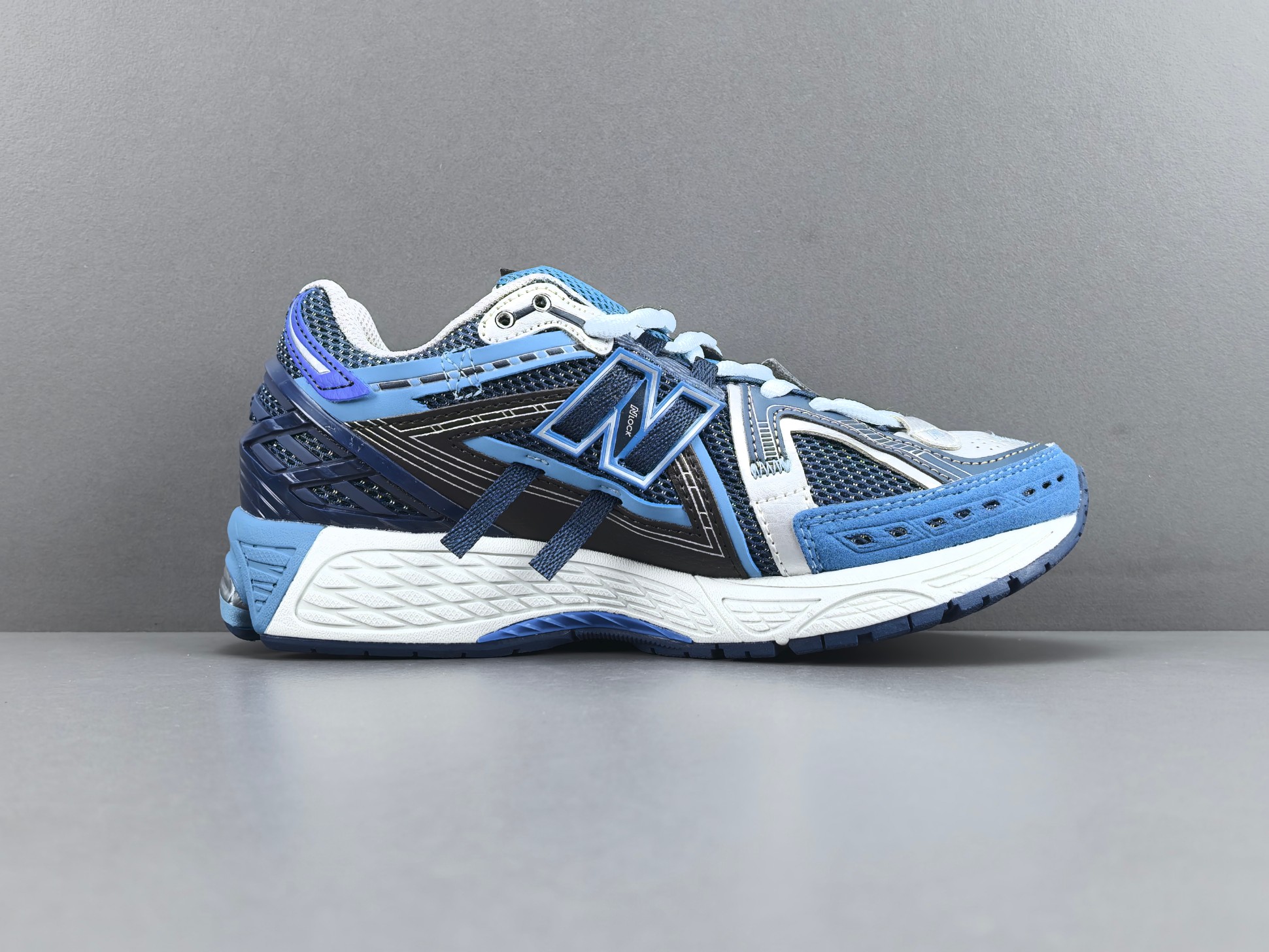 New Balance 1906A U1906AB