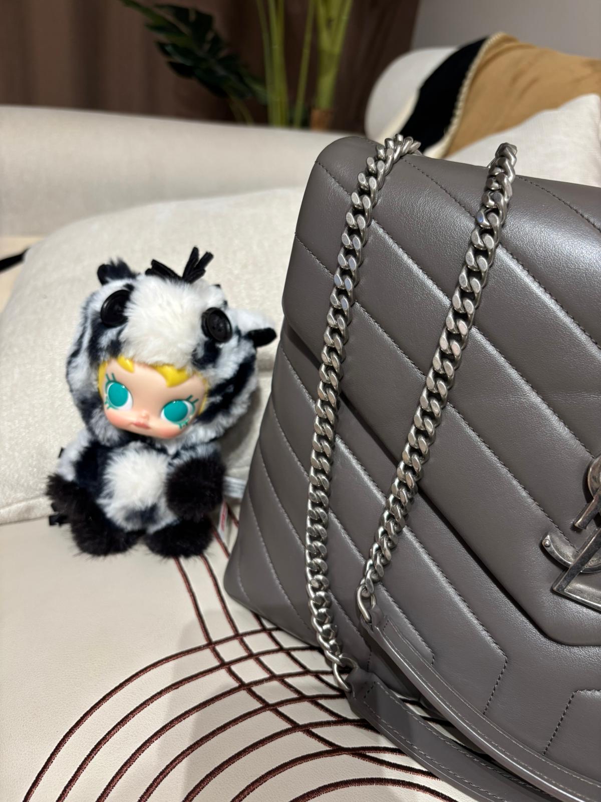 YSL Saint Laurent Loulou Grey Calfskin Chain Shoulder Bag  100%Authentic ,98%new  ✅ certificate card✅dust bag