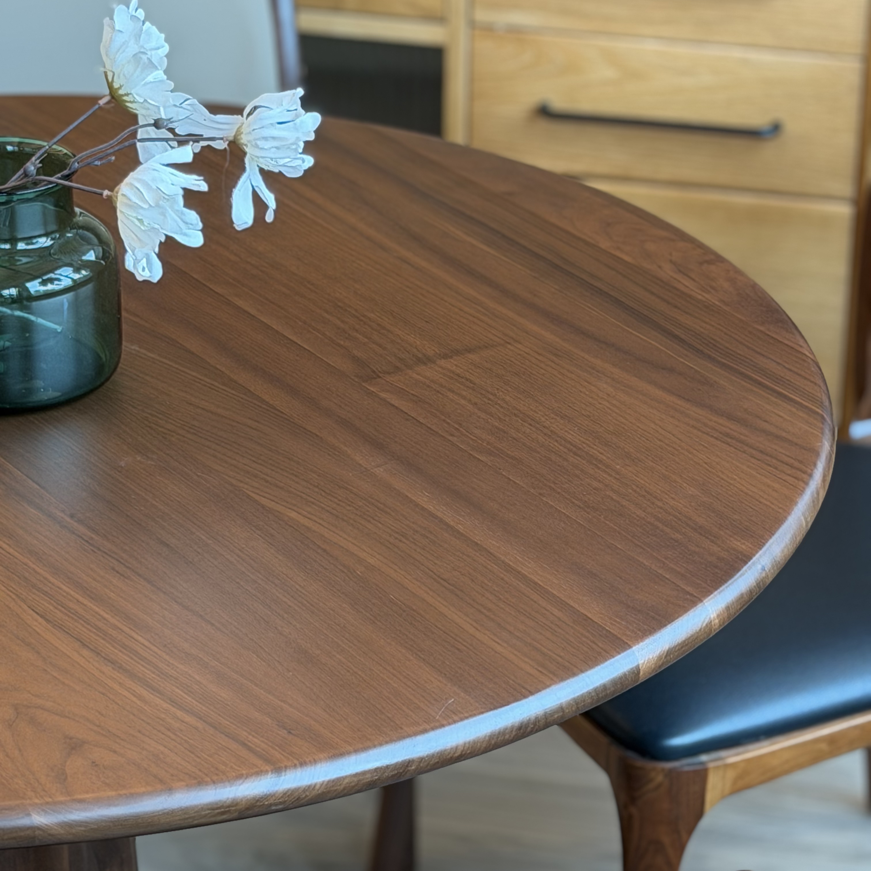 #人氣產品YORK Round Dining Table 