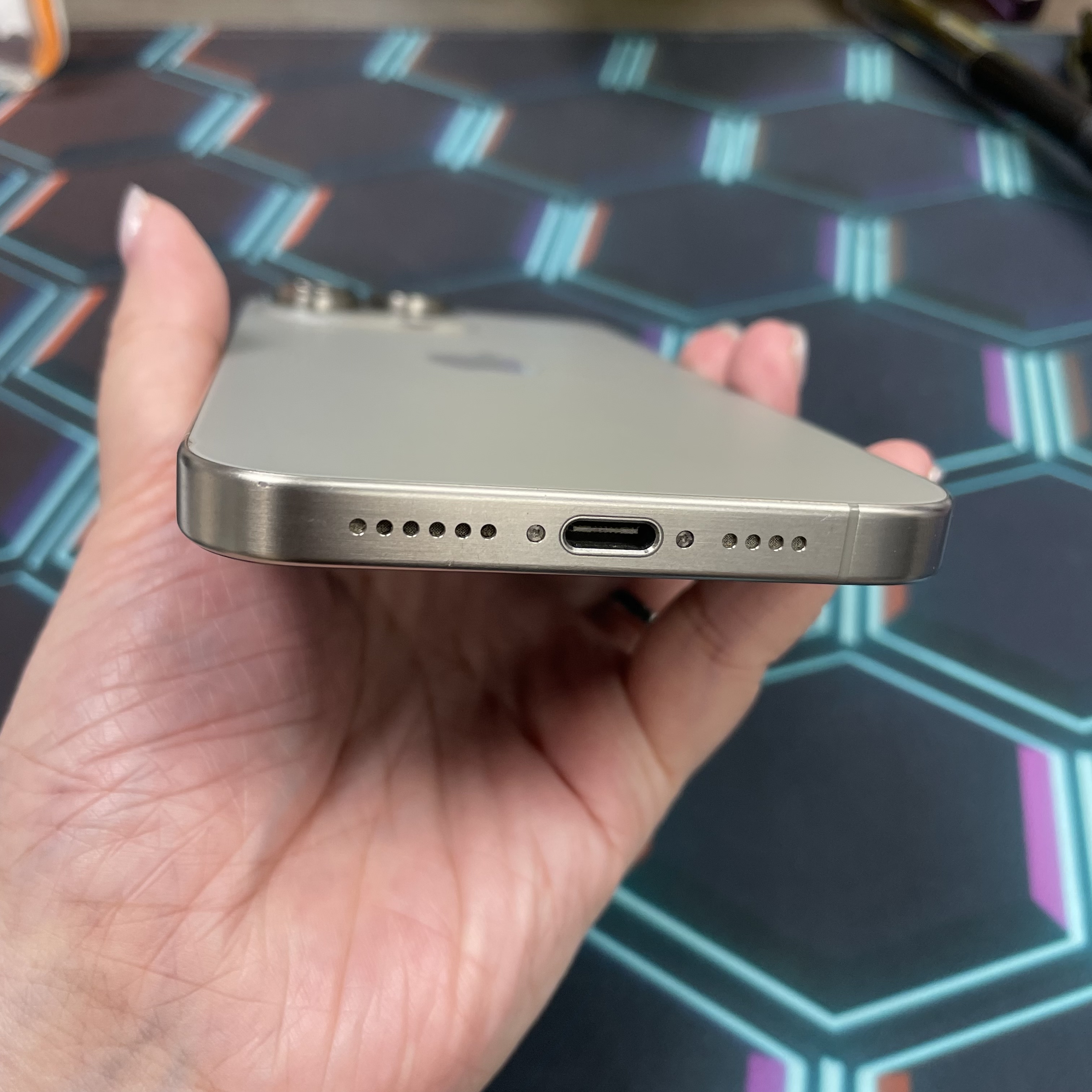 *6710 15 Pro max 超靚機 256GB 電85 原色 gray