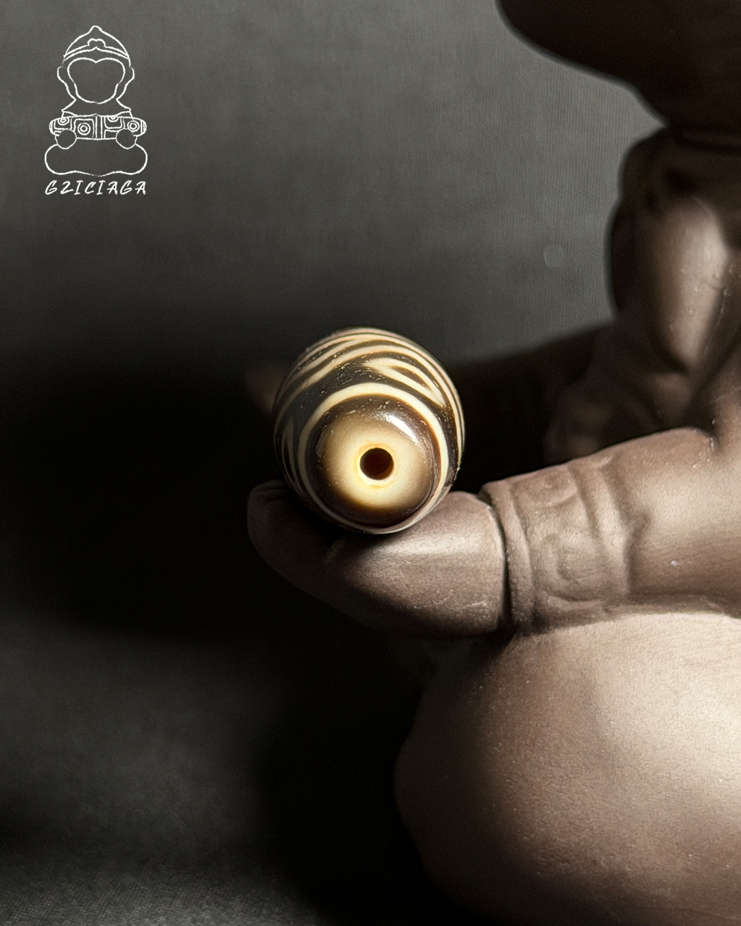 西藏至純金剛虎牙六眼天珠