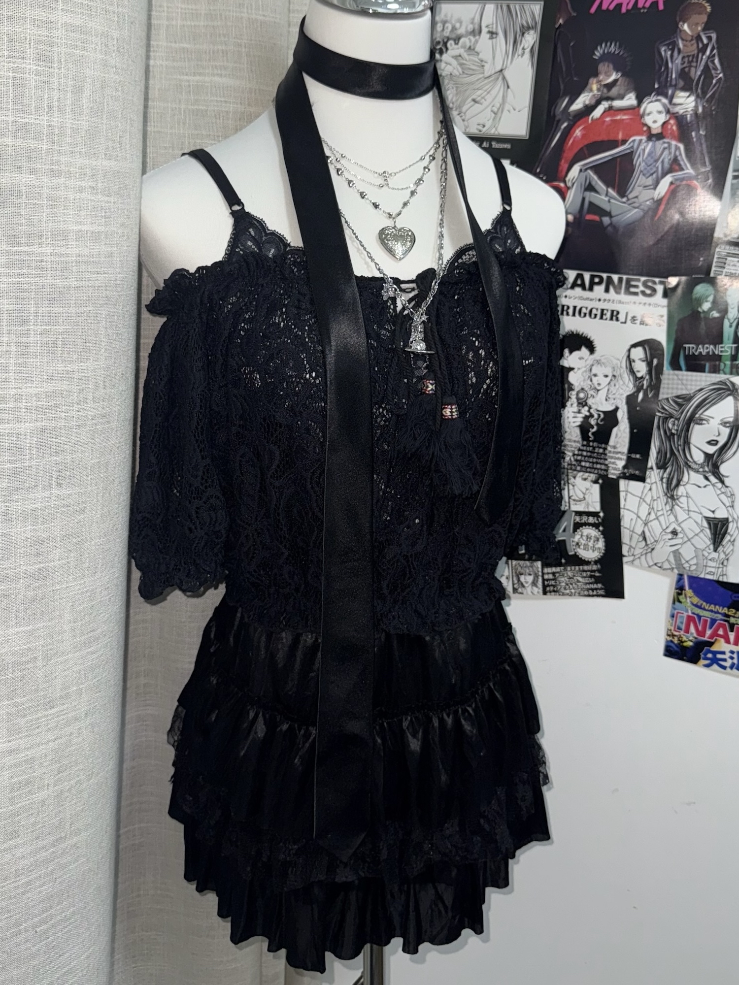 [On Sale] Black Off-Shoulder Mesh Outer