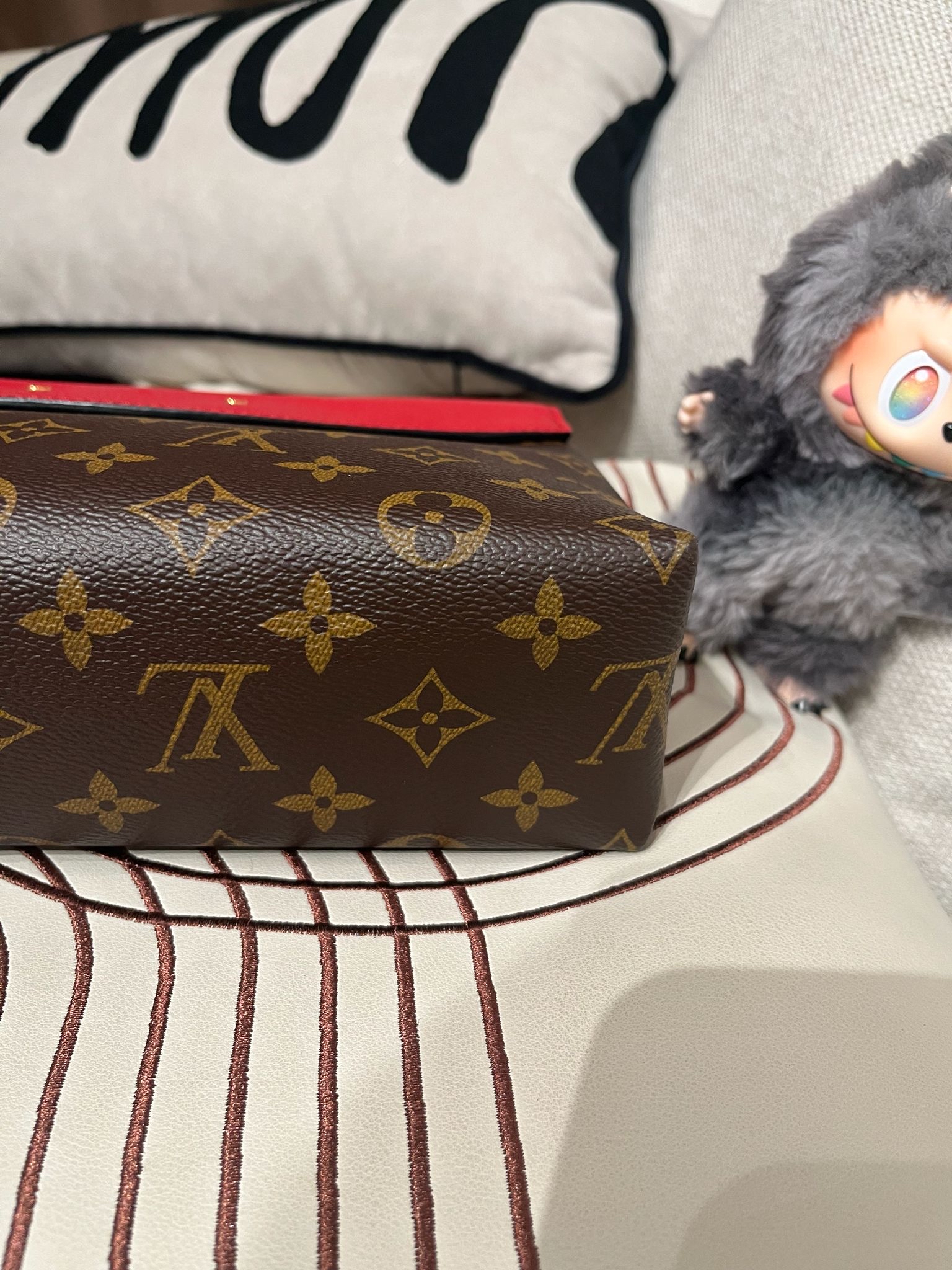 Lv Saint Placide Monogram Chain SHOULDER BAG M43713 100%Authentic ,98%new✅dust bag  