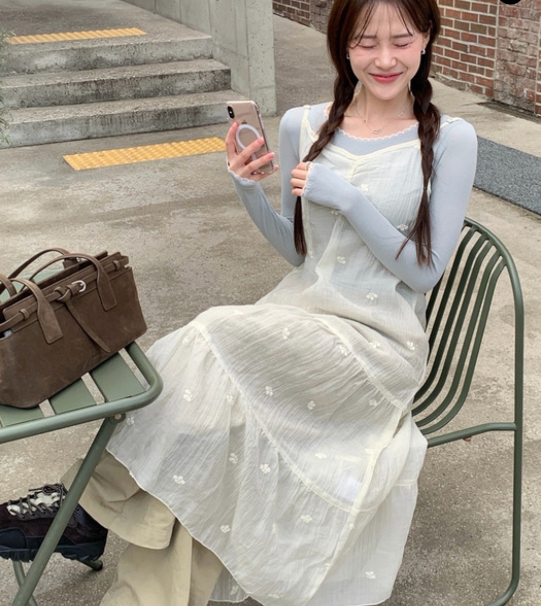 OUR NOSTALGIA Flower Lace Layered Dress