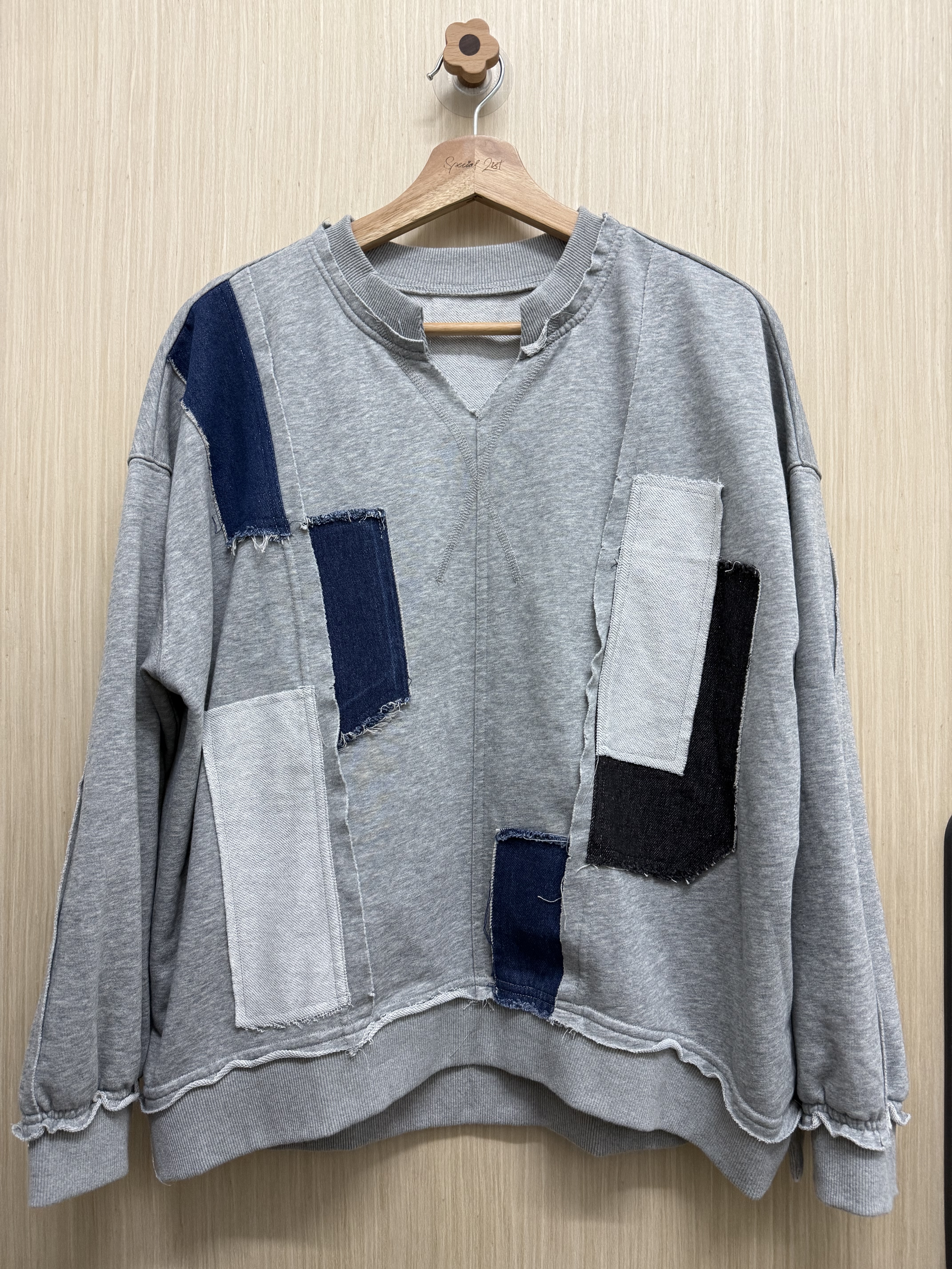 𝐕領拼牛仔布衛衣