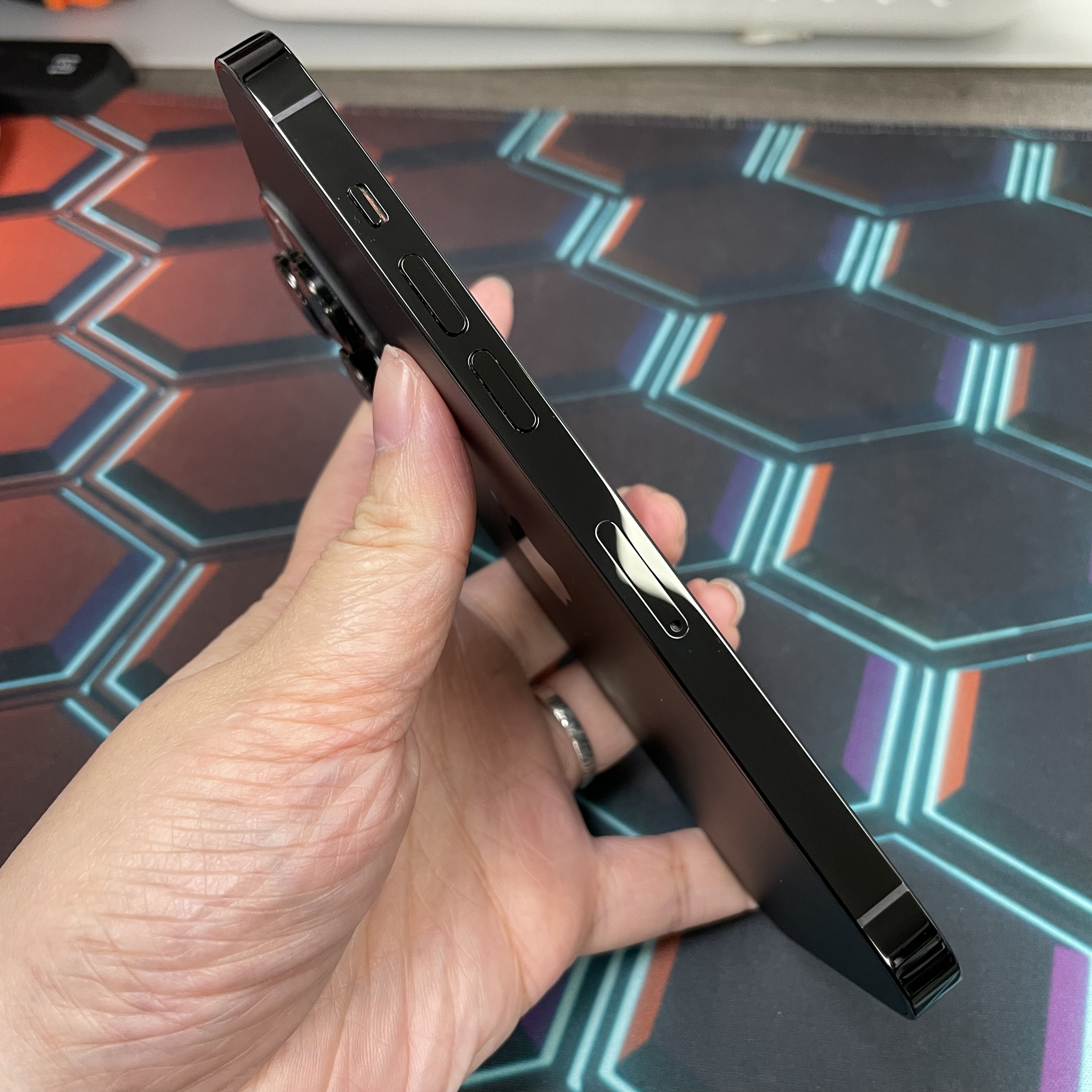 *8244 14 pro 勁靚機 1TB 電82 黑色 black