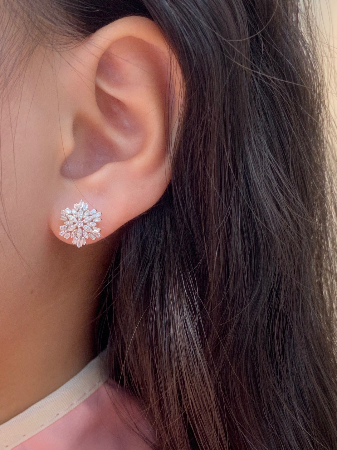 18K Diamond Earrings 