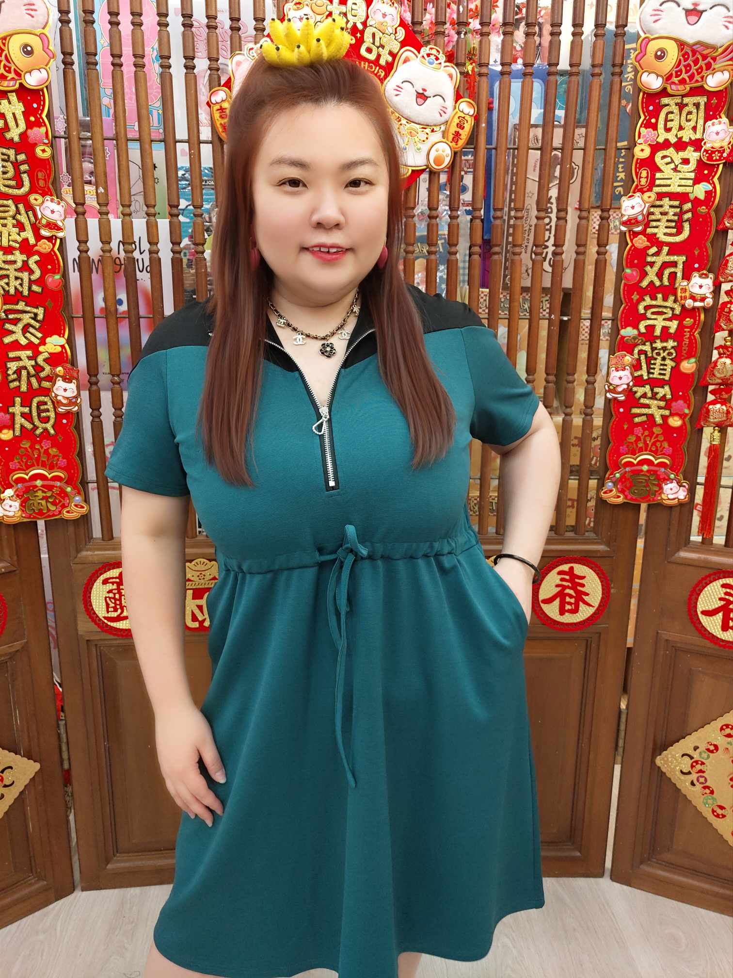 NBD08 CL181507 拼色拉链束腰连体裙