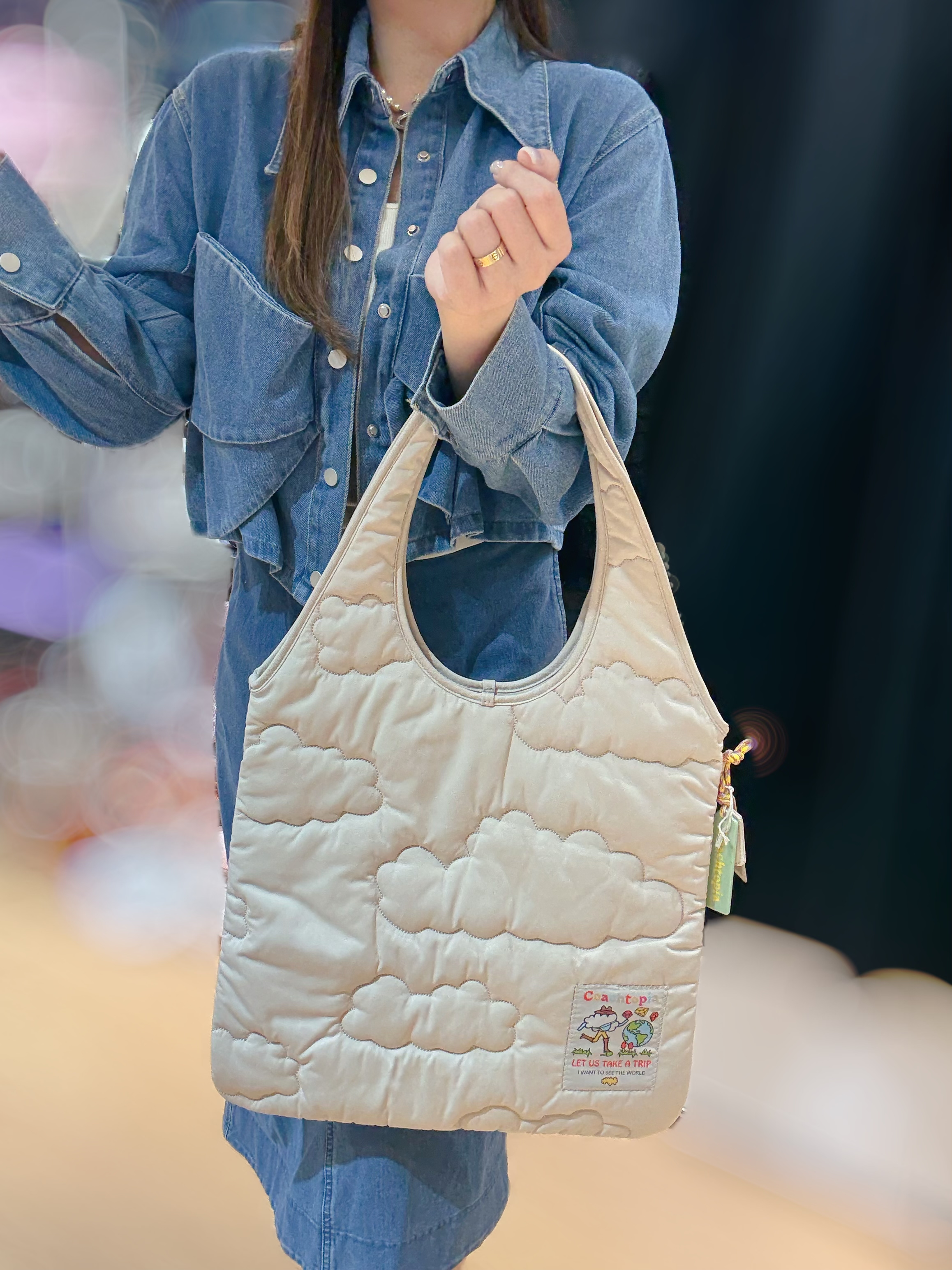 Coach loop flat tote beige