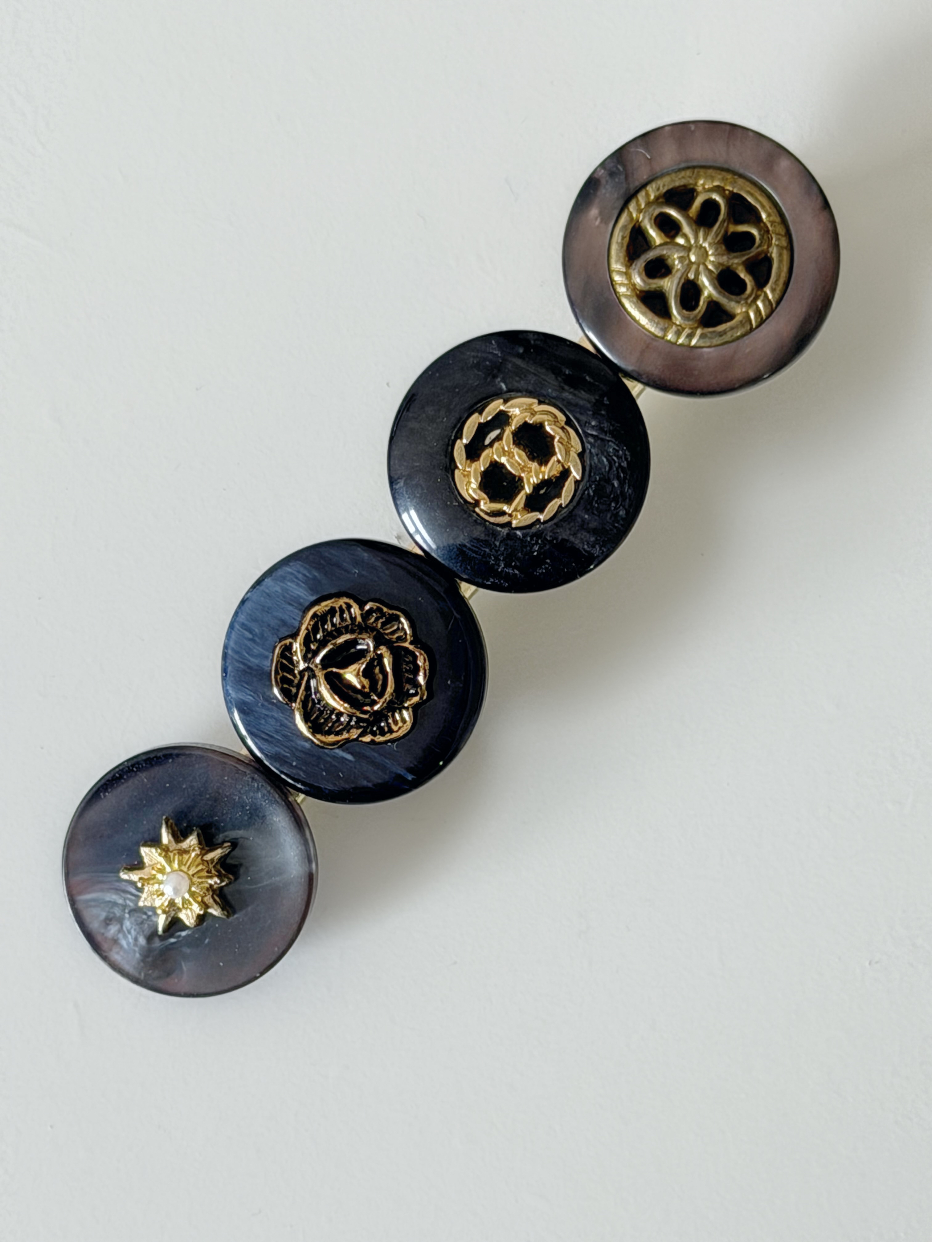 日本復古鈕扣8CM長一字髮夾/幻彩紫黑色