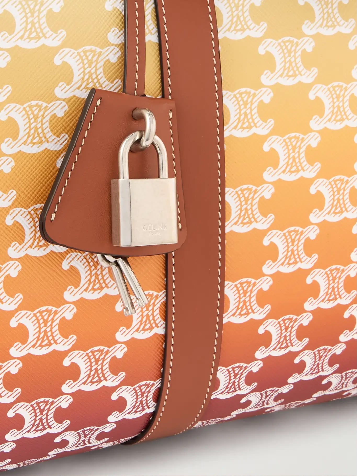Celine Medium Voyage Leather-Trimmed Logo-Print Coated-Canvas Holdall carry travel bag ,100%Authentic,98%new ✅dust bag 