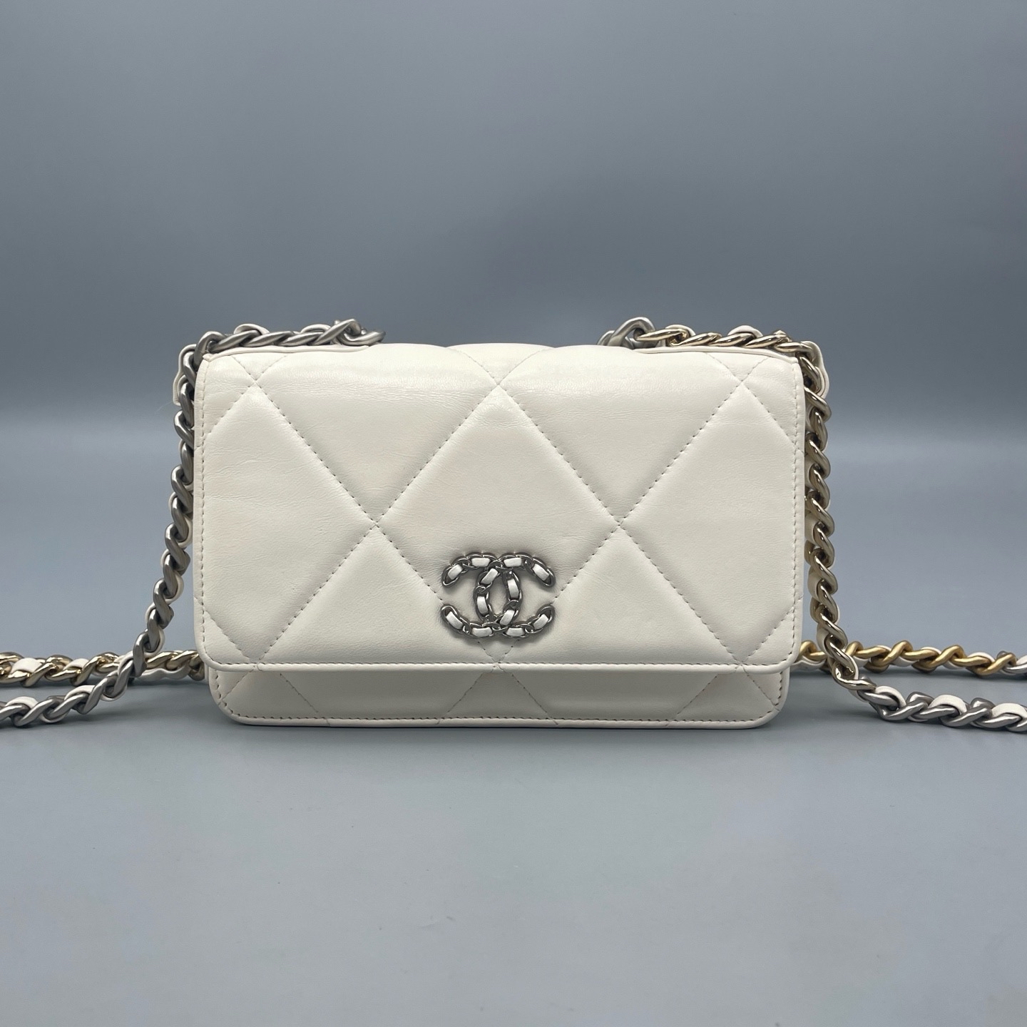 【預訂貨品】Chanel 白色19Woc