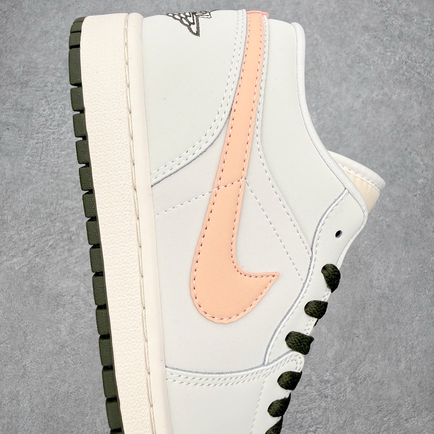 Air Jordan 1 Low DC0774-111 