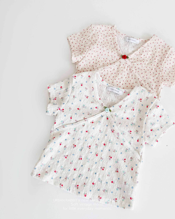 🇰🇷Urban Rabbit tee