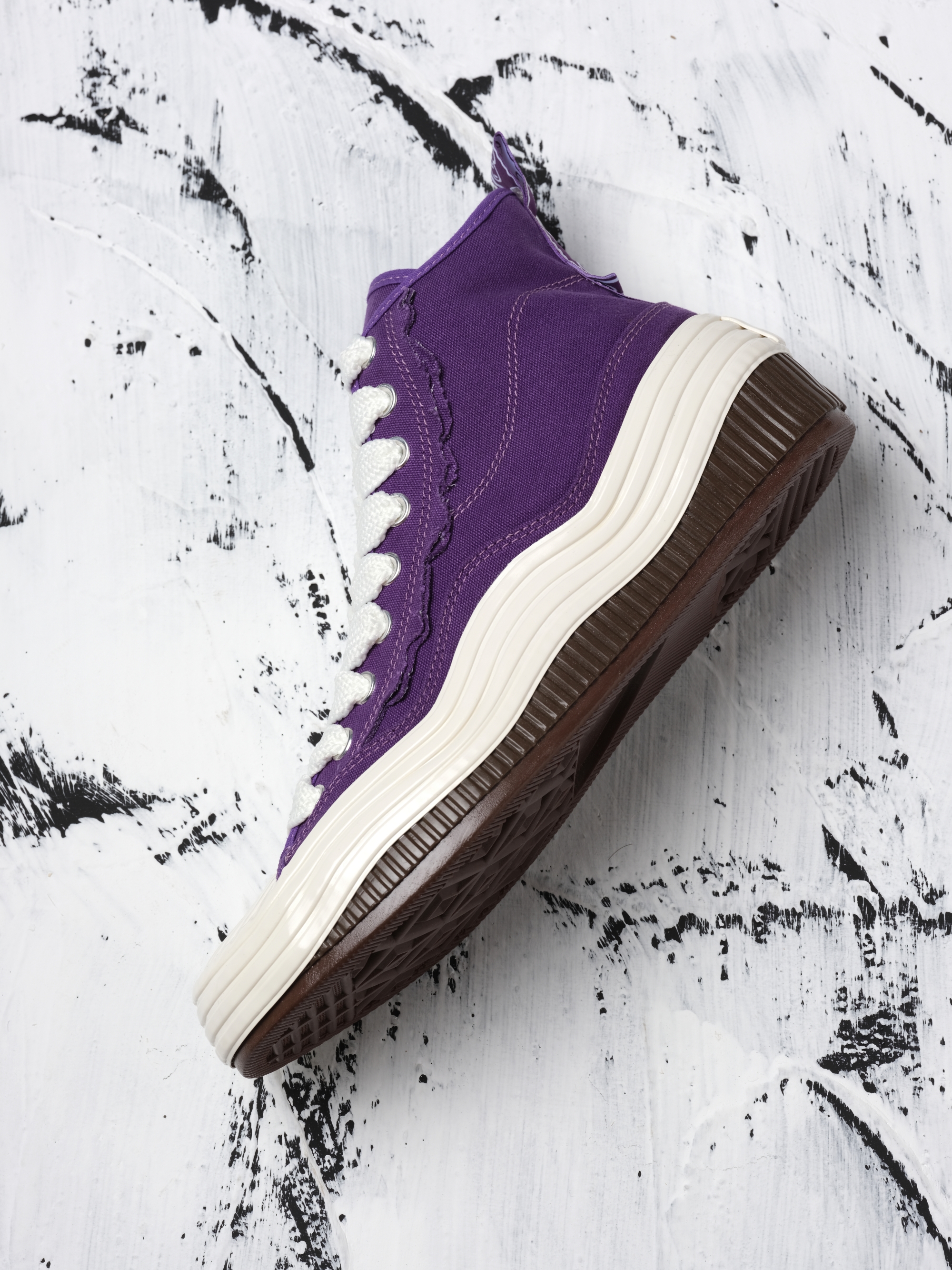 FIRST LOVE Mid (Purple) 