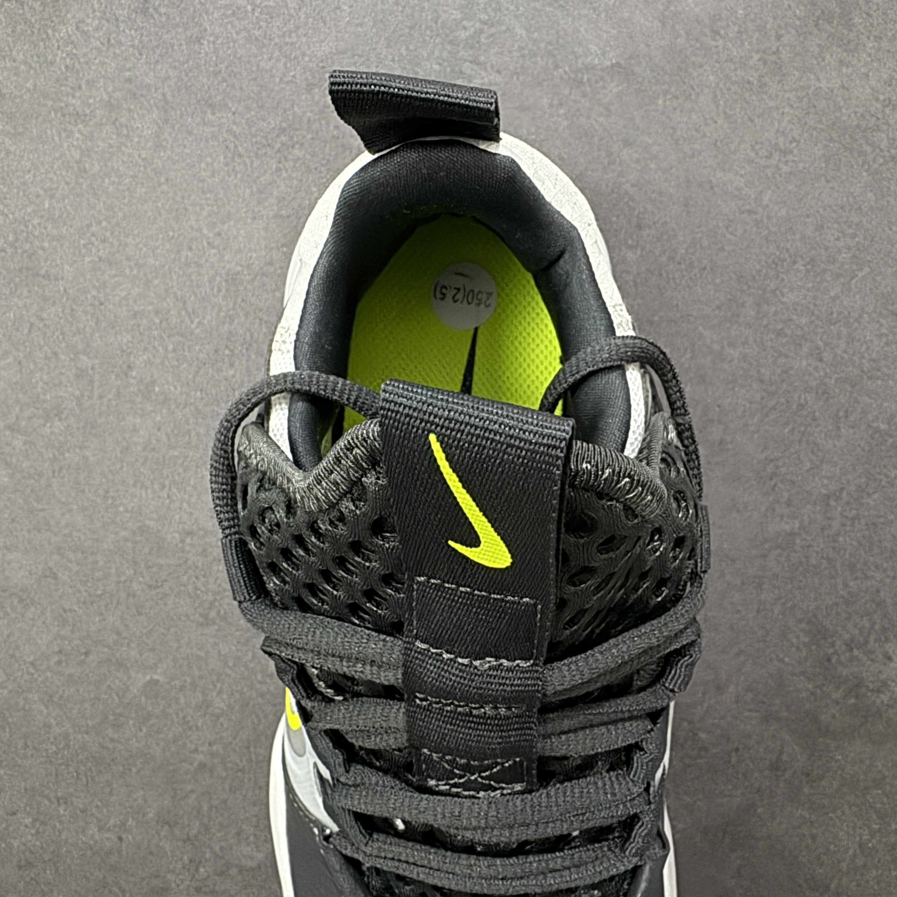 Nike Air Max Alpha Savage 2 CK9408-070