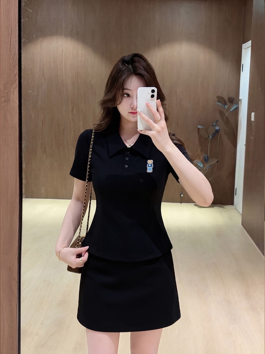 B281(3580短) 短款韩系小香风RL小熊POLO领上衣与短裙黑套装 