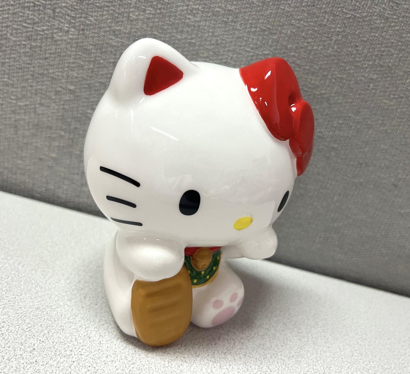 🎌日本直送🎌 Hello Kitty 陶瓷系列存錢罐