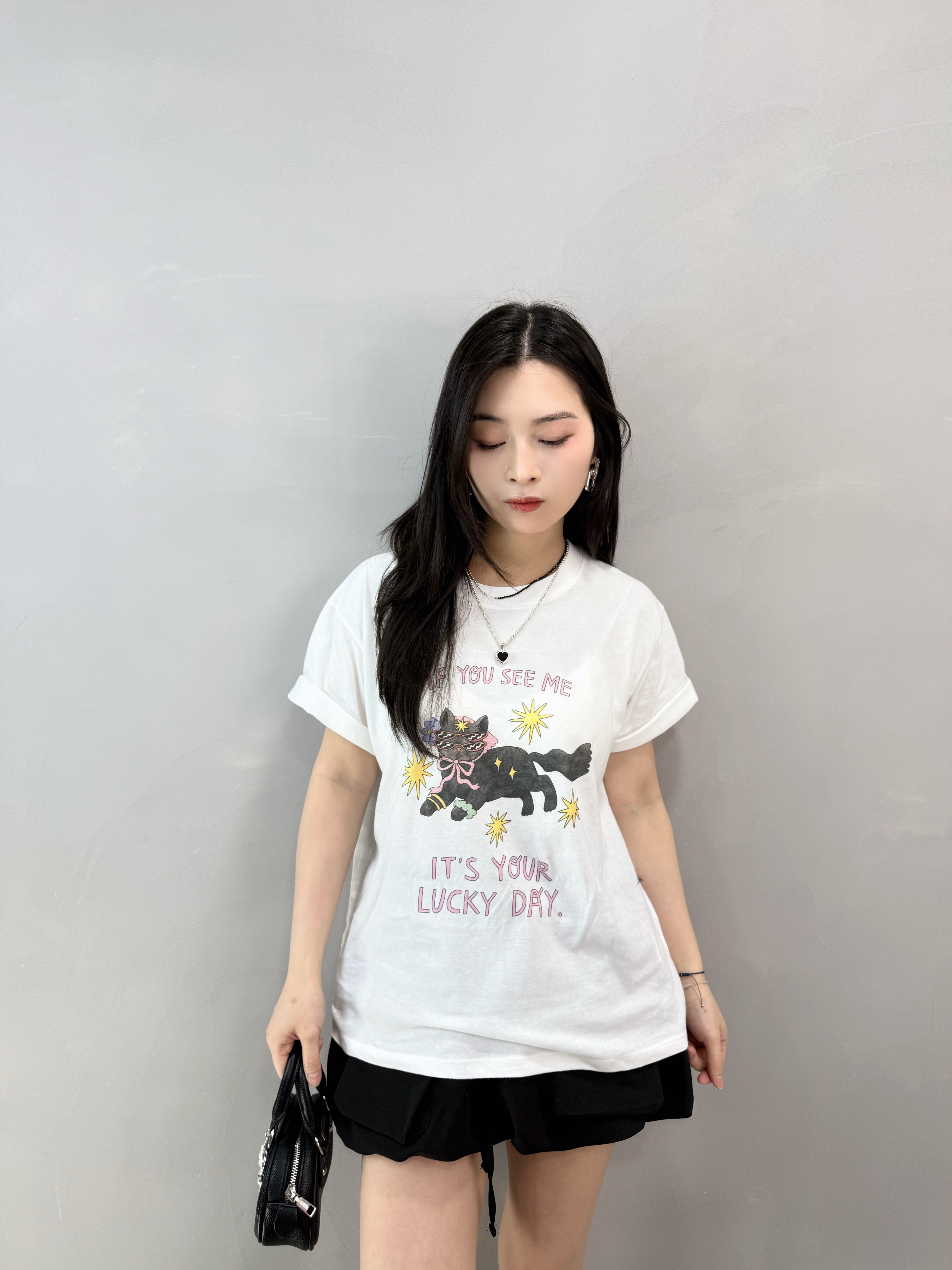 J71 黑超貓貓Tee