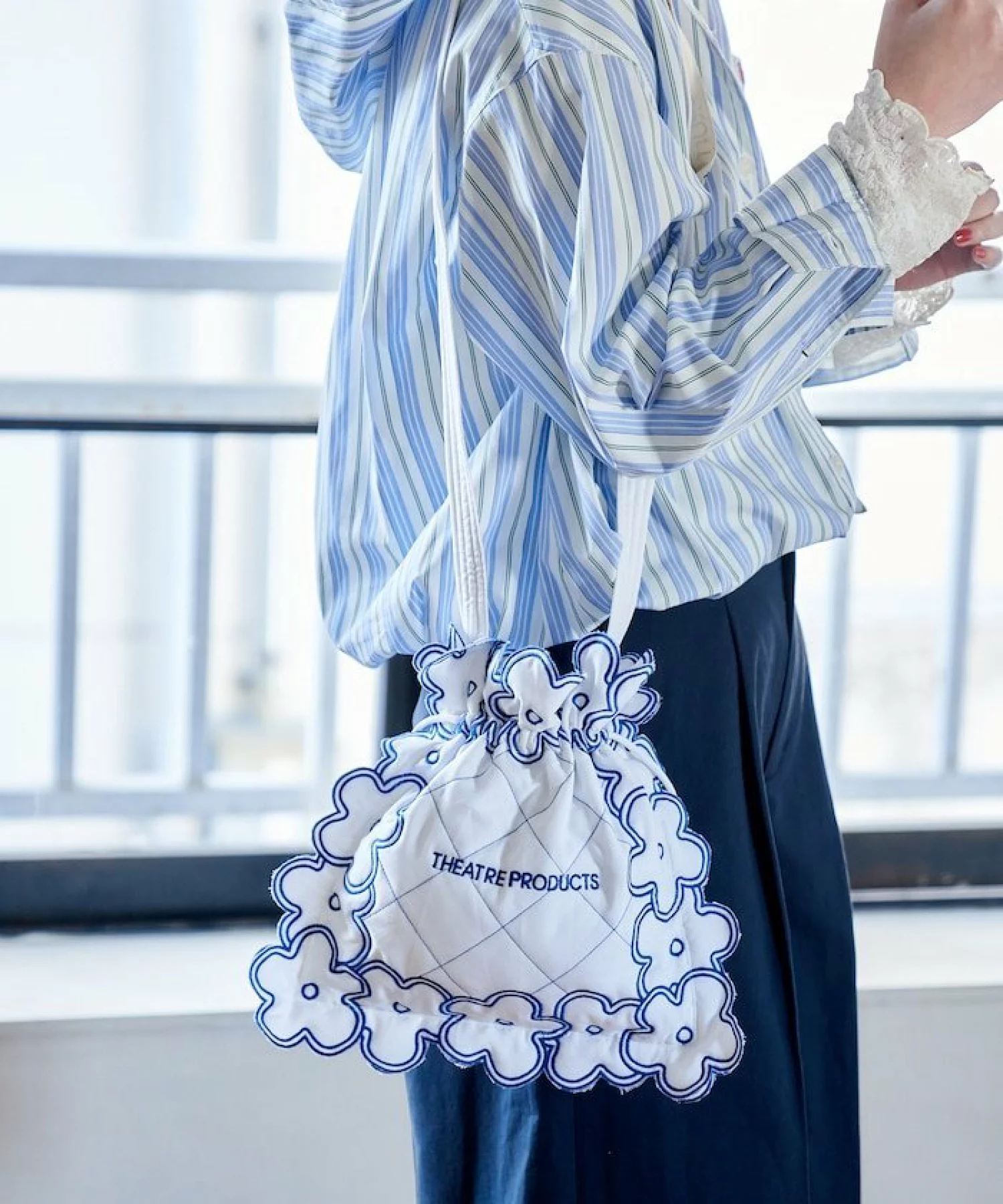 日本預訂📍日本限定THEATRE PRODUCTS花花邊圖案Tote Bag 不包郵 2026年4月上旬出貨