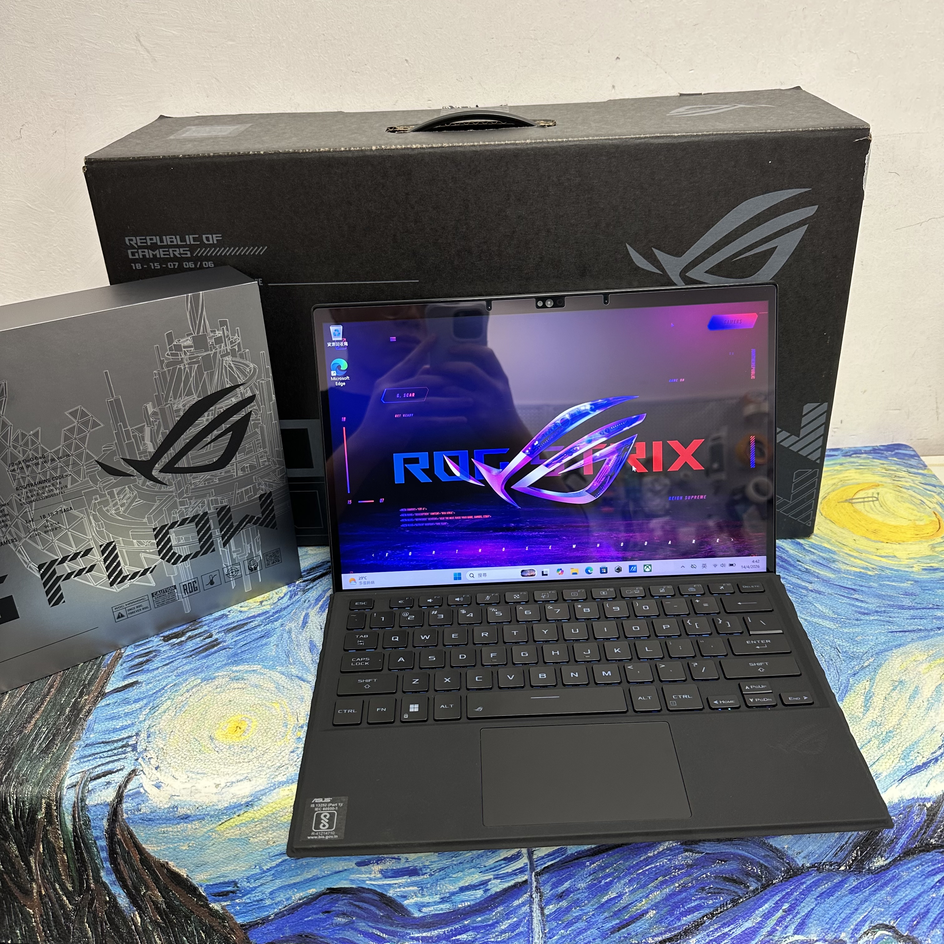 (華碩RTX4060 獨立顯示卡電競平板電腦✨)ASUS ROG Flow 13 GZ301VV /i9-13900H/16GB Ram/1TB SSD/ RTX 4060 獨立顯示卡/方便攜帶外出/Type C充電/ Notebook / Gaming Laptop / Gaming Tablet / 電競平板電腦 / Netflix / Movie /13.4 inches  2.5K Mon / 165Hz / 原廠保養 / 豐澤收據