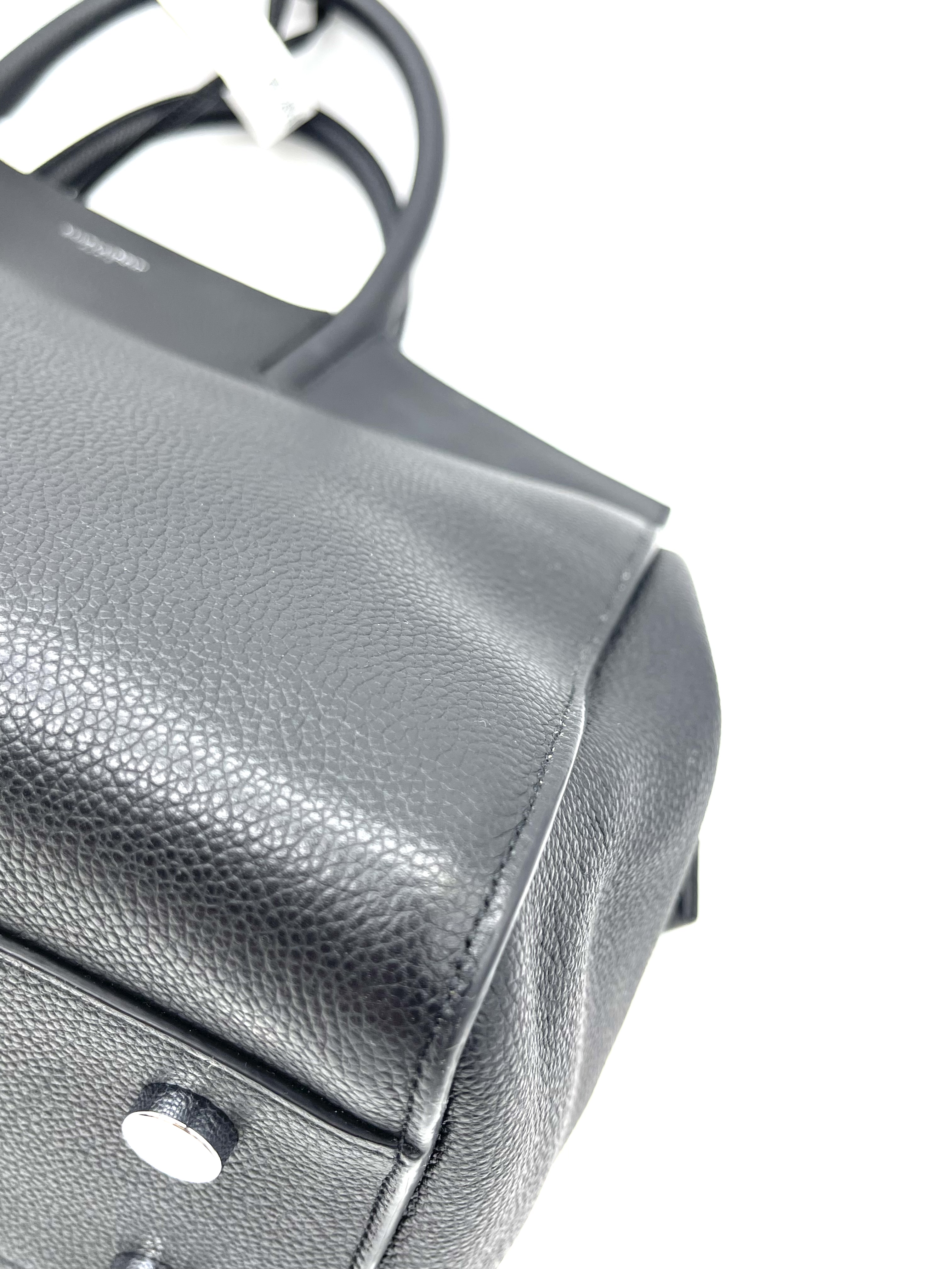 Pre-owned YSL Black Tote / Product Code: 26040301