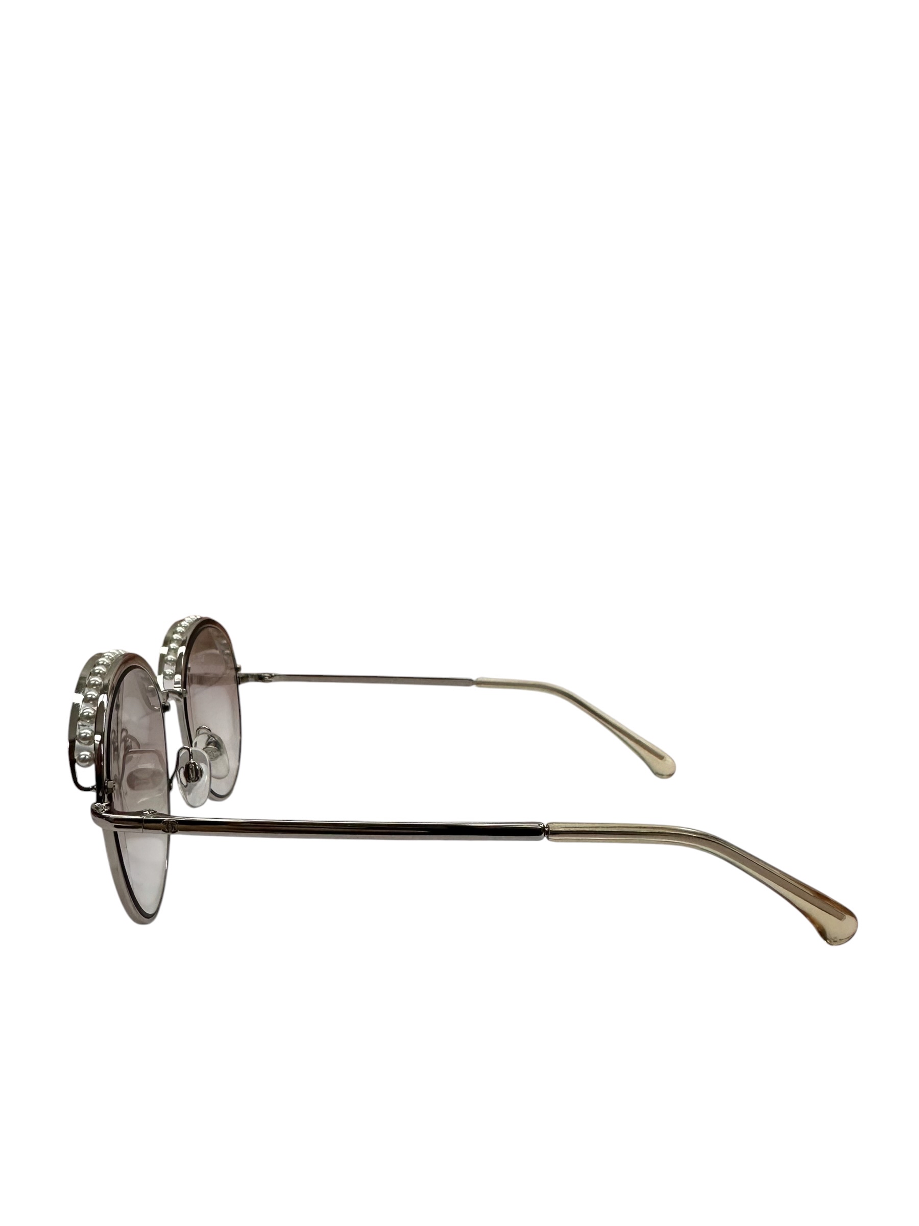 Pre-Owned CHANEL Round Pearl Sunglasses / Product Code: 080504
