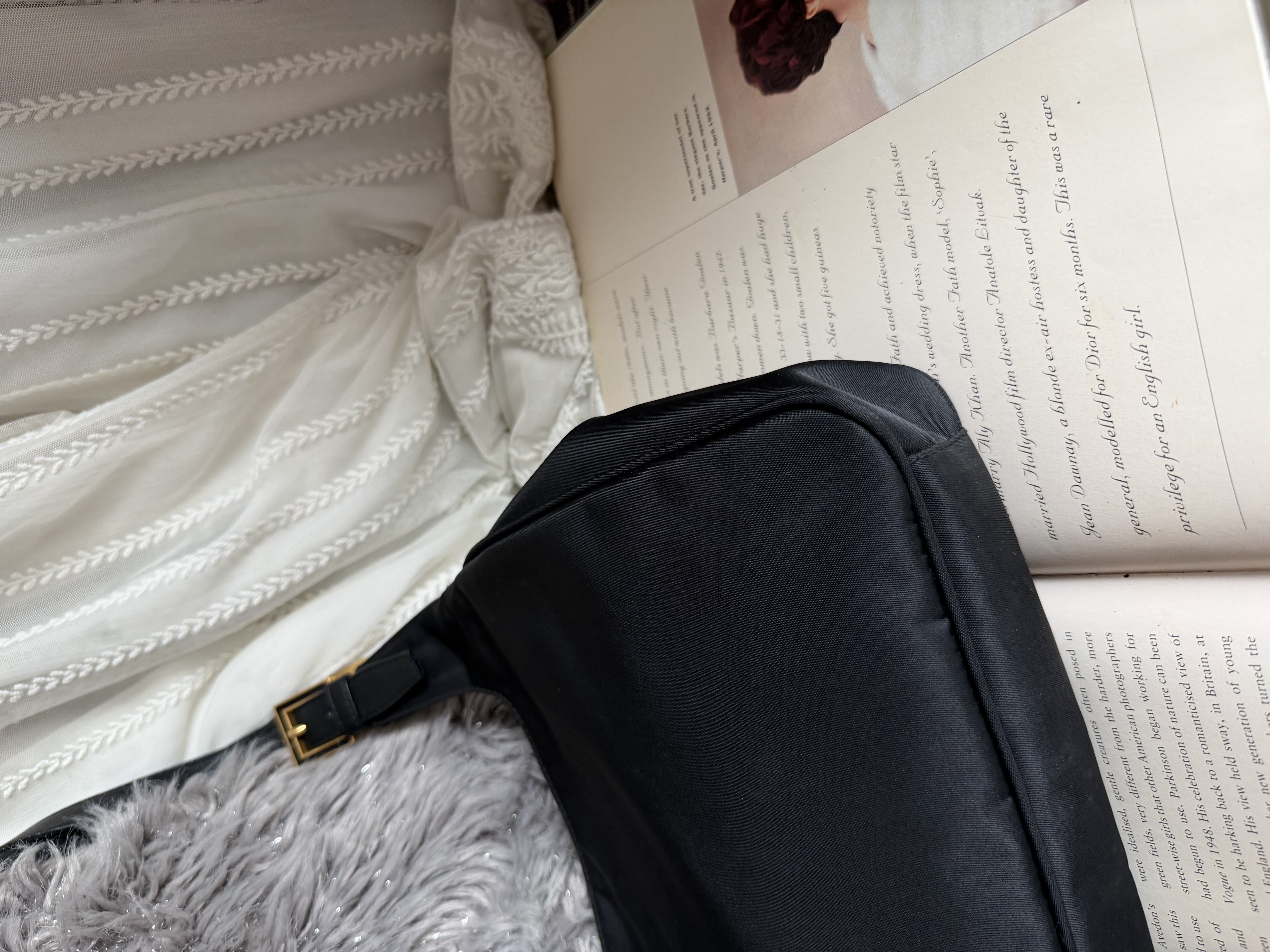 Vintage fendi black nylon pochette bag 腋下包