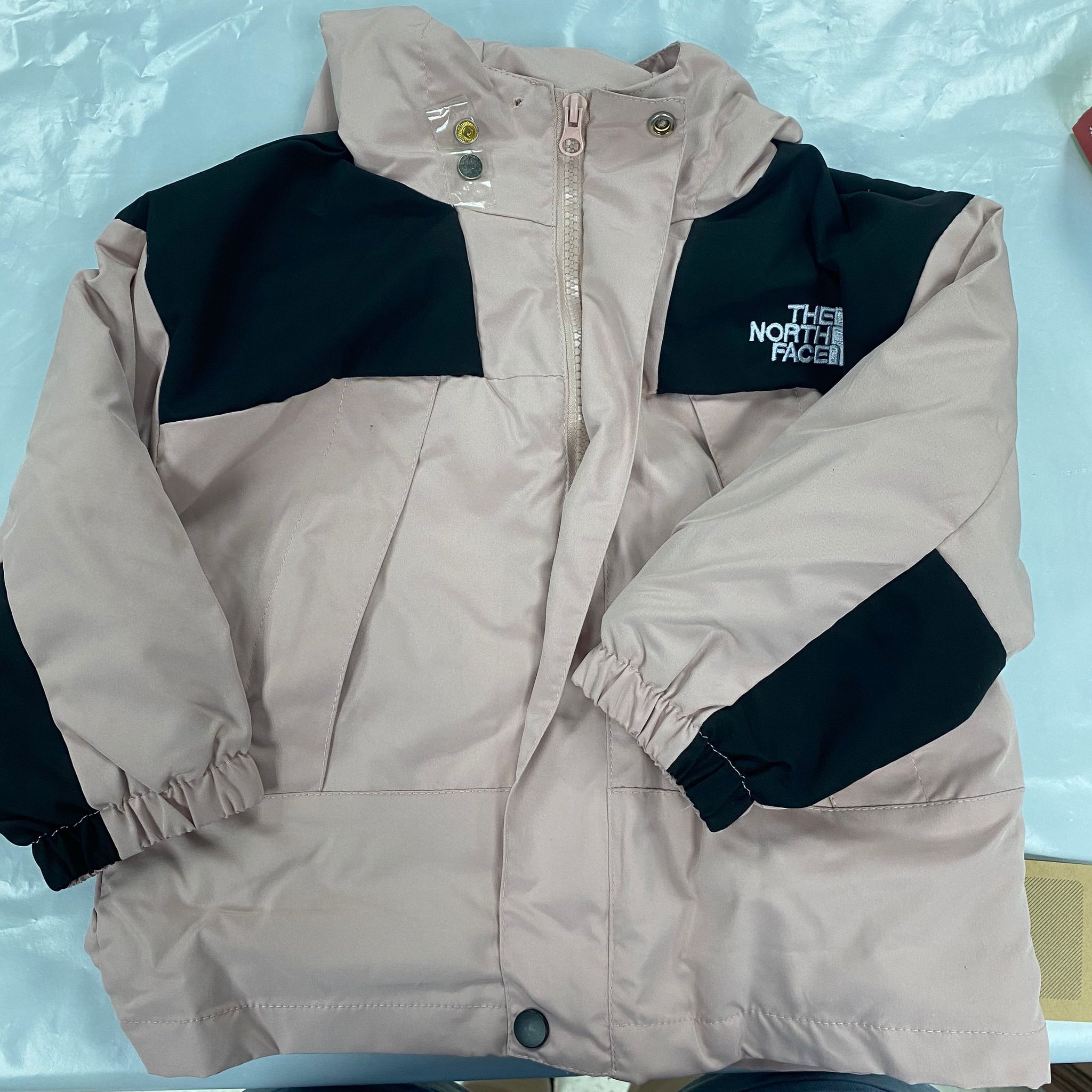 TNF 三合一親子沖鋒衣外套 - 1件 現貨 (瑕疵品)