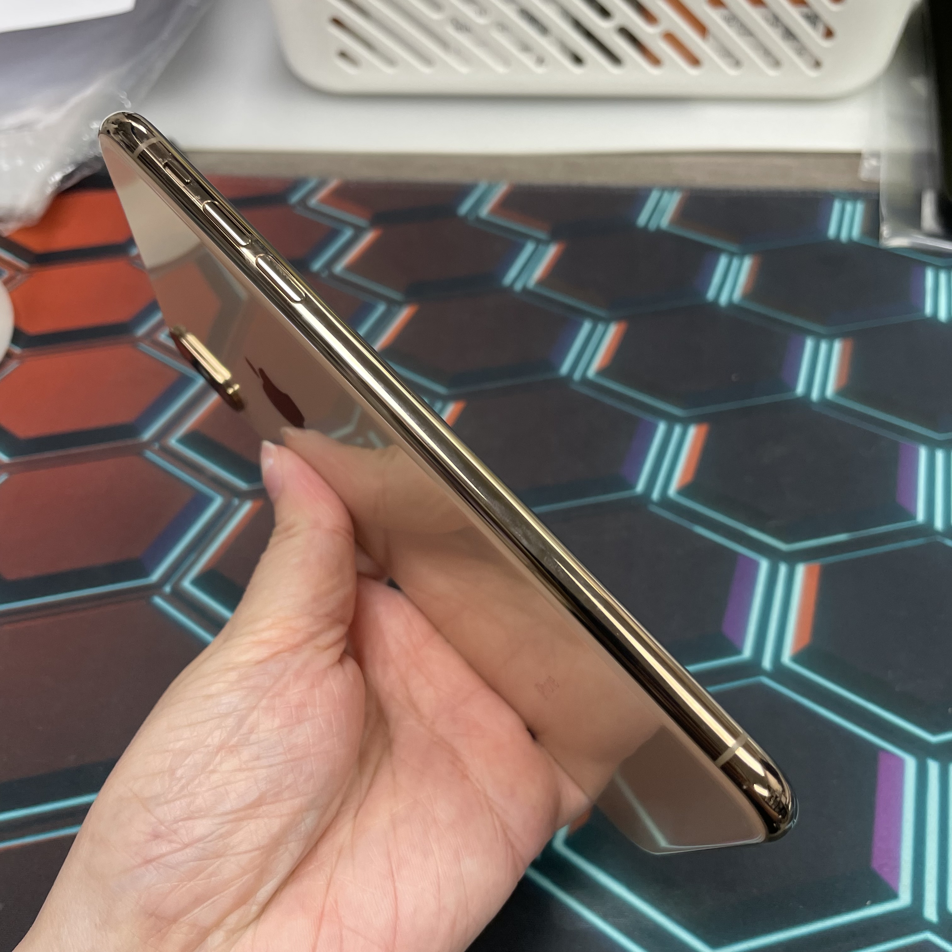 *7685 XS Max 勁靚機 256GB 電87 金色 gold 