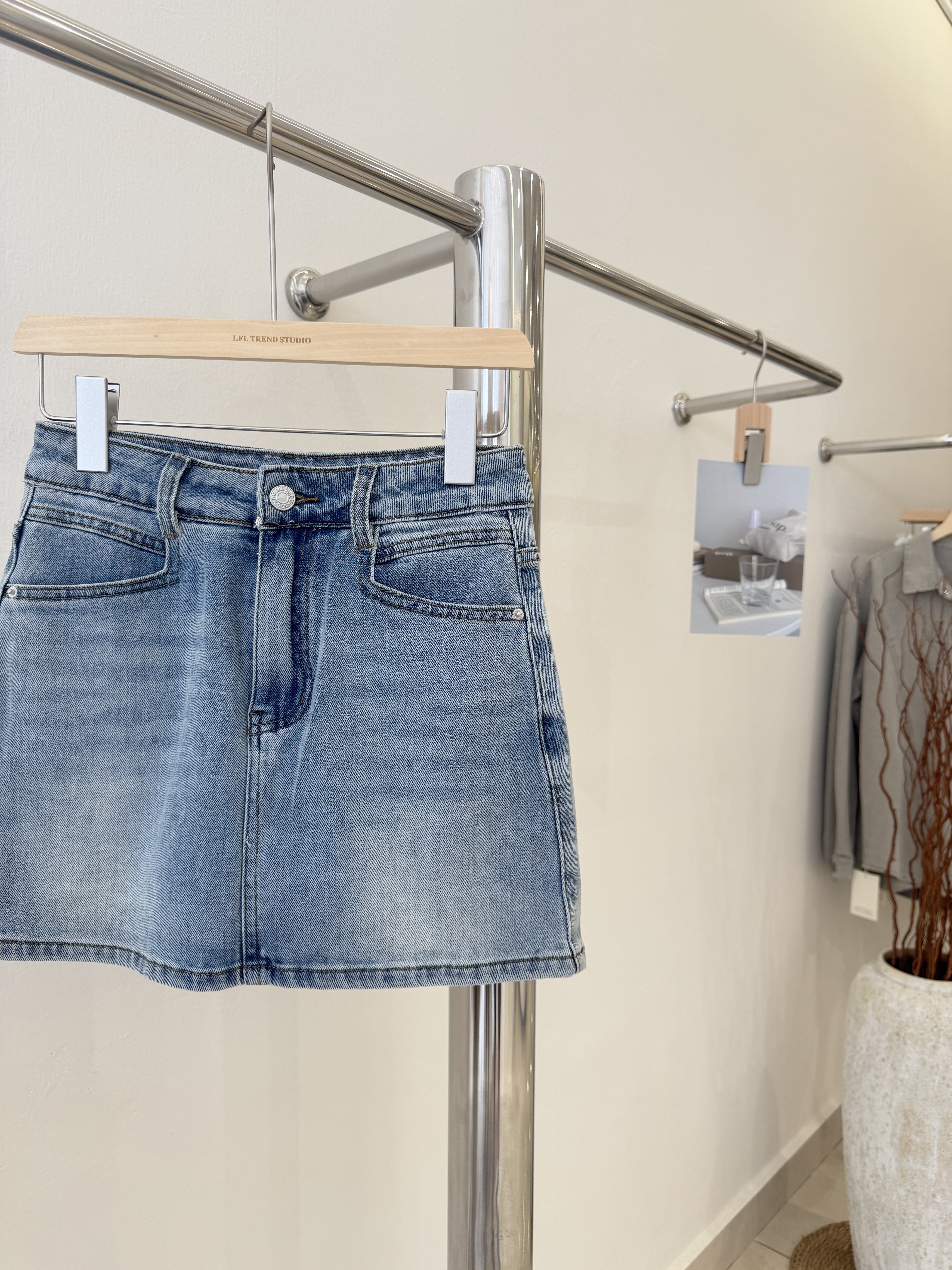 6349 百搭时尚牛仔短裙