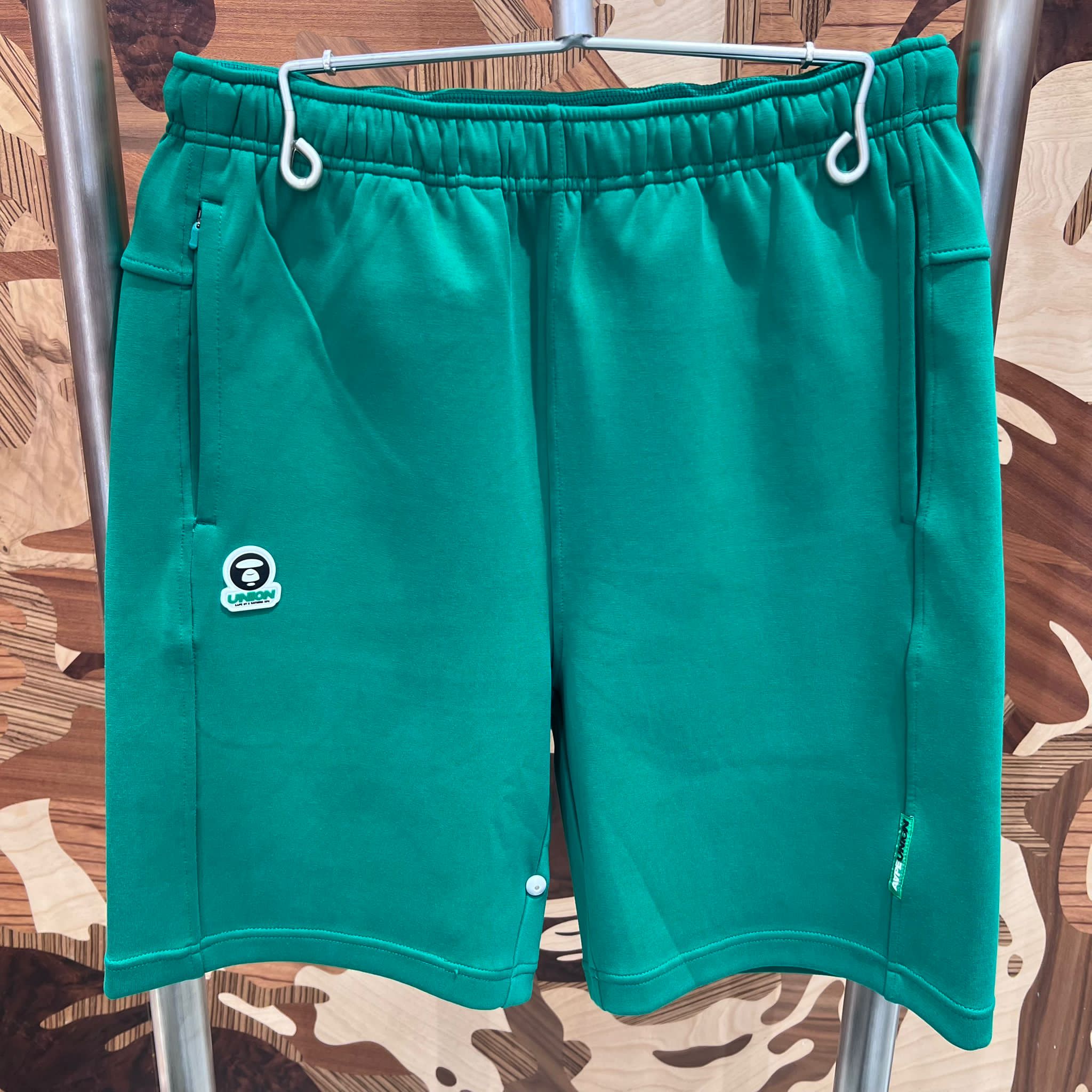 AAPE AAPEUNVS sweat shorts (D637)
