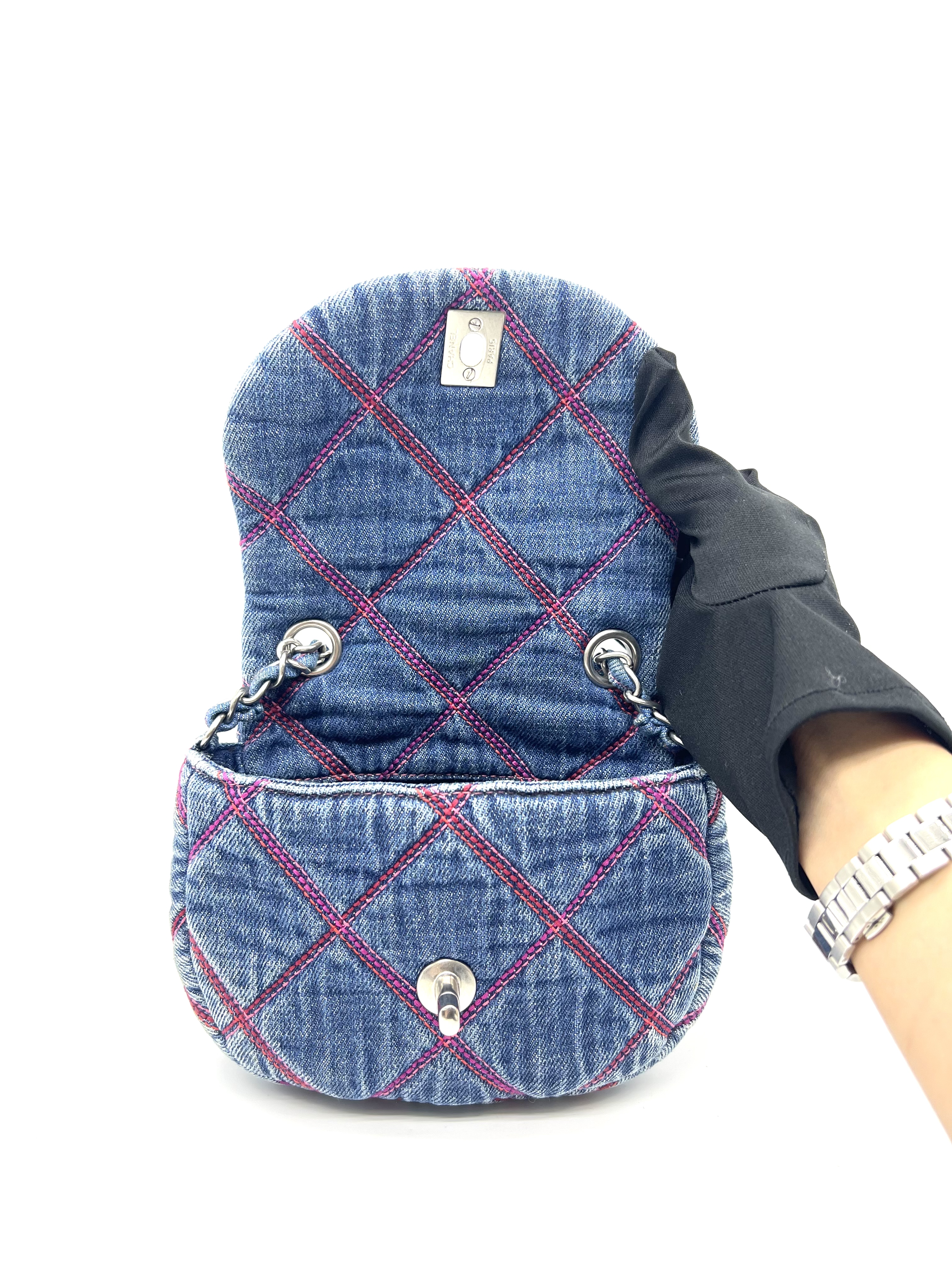 Pre-Owned CHANEL Coco Beach / Product Code: 26042110