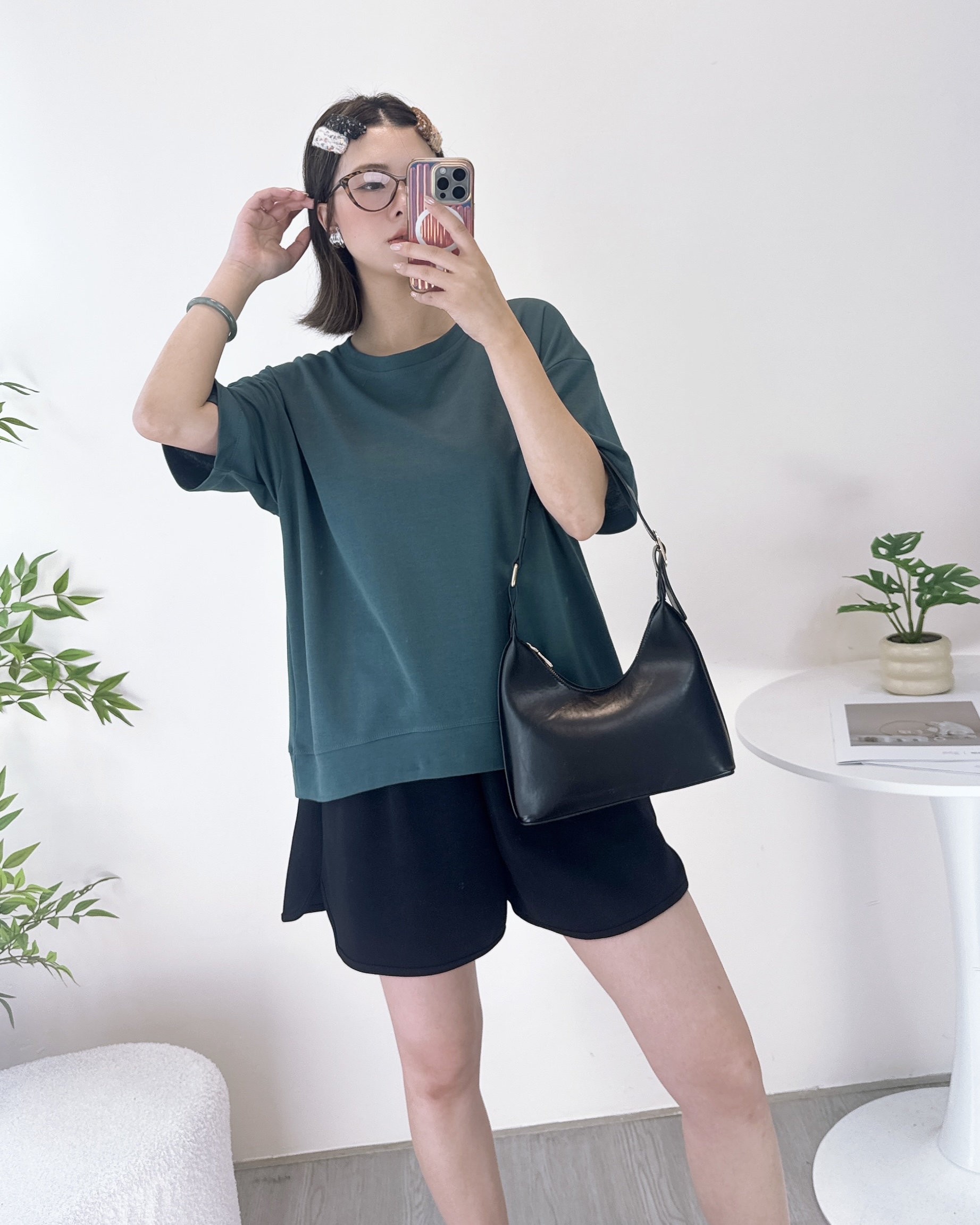 超滑彈性牛奶棉淨色上衣 2色