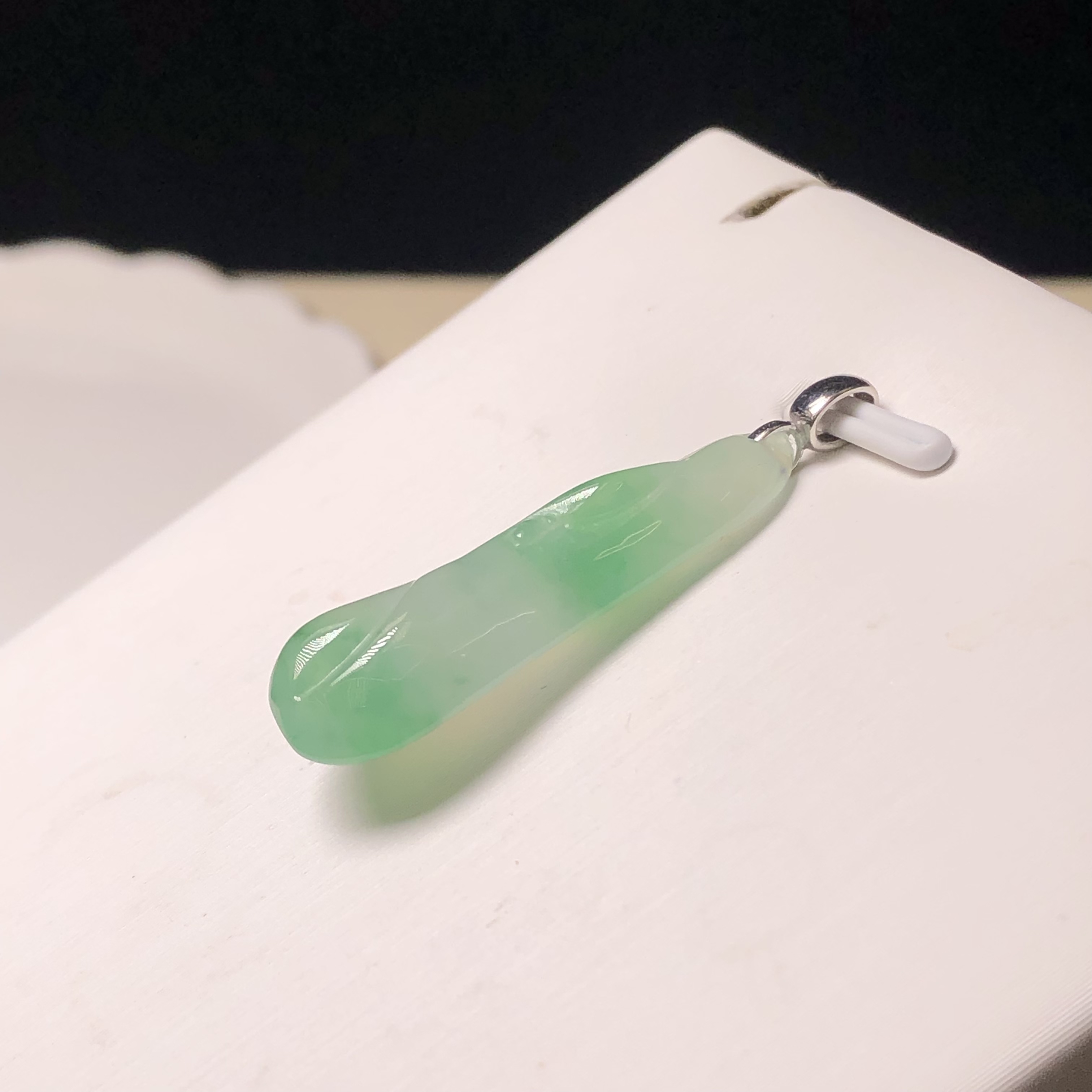 YK005210飄翠白蘭花吊墜(18K白金扣)