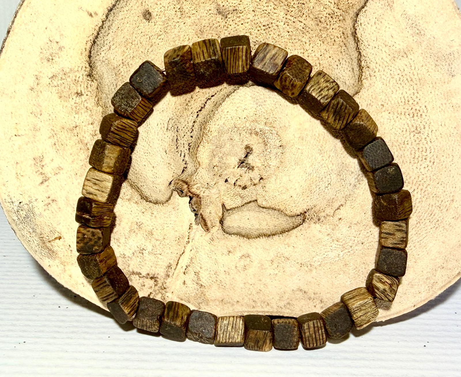 沉香方糖手串  5mm (方珠) 3克(限香港地區發售及實體店交收)