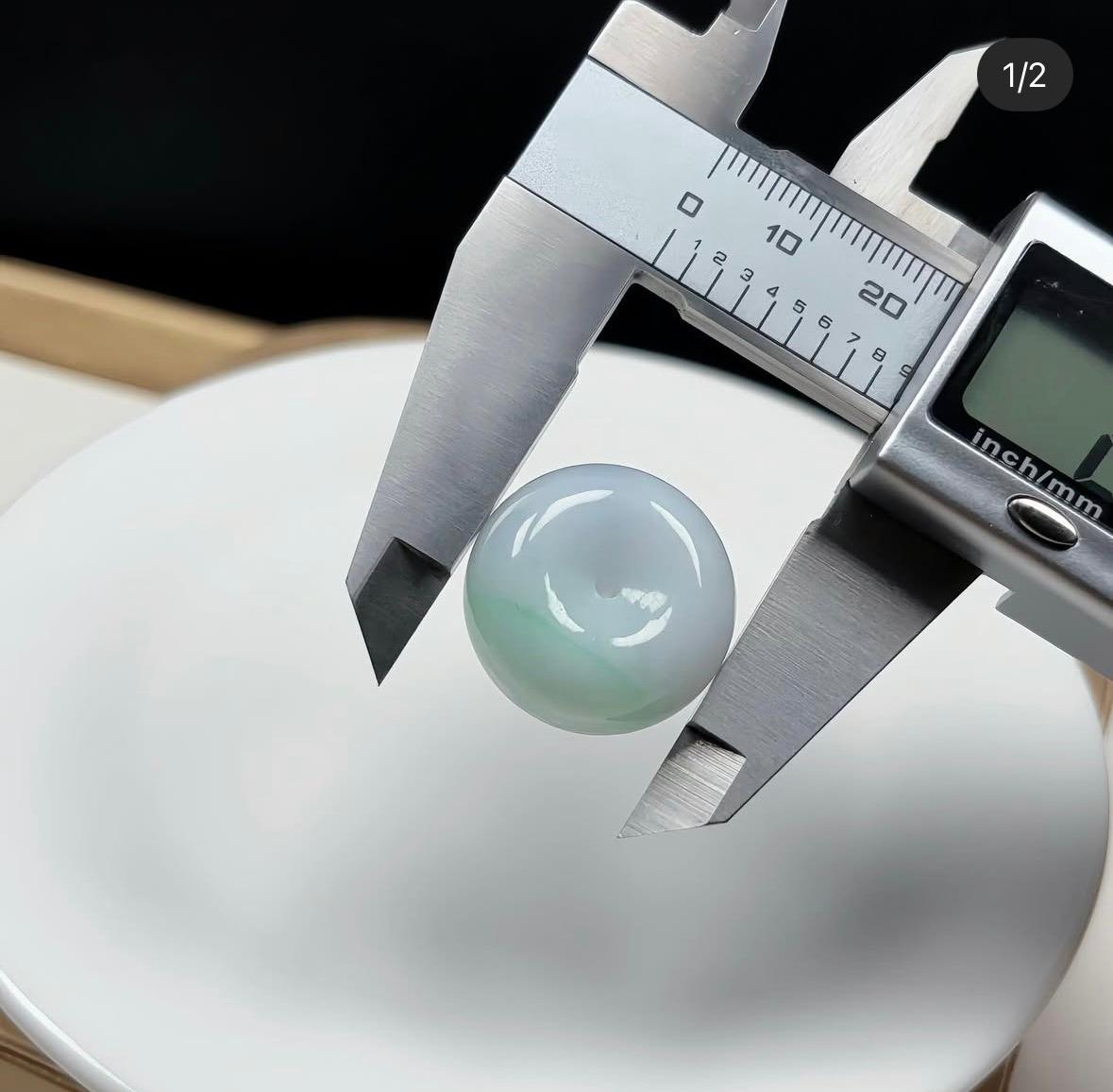 白底飄翠路路通