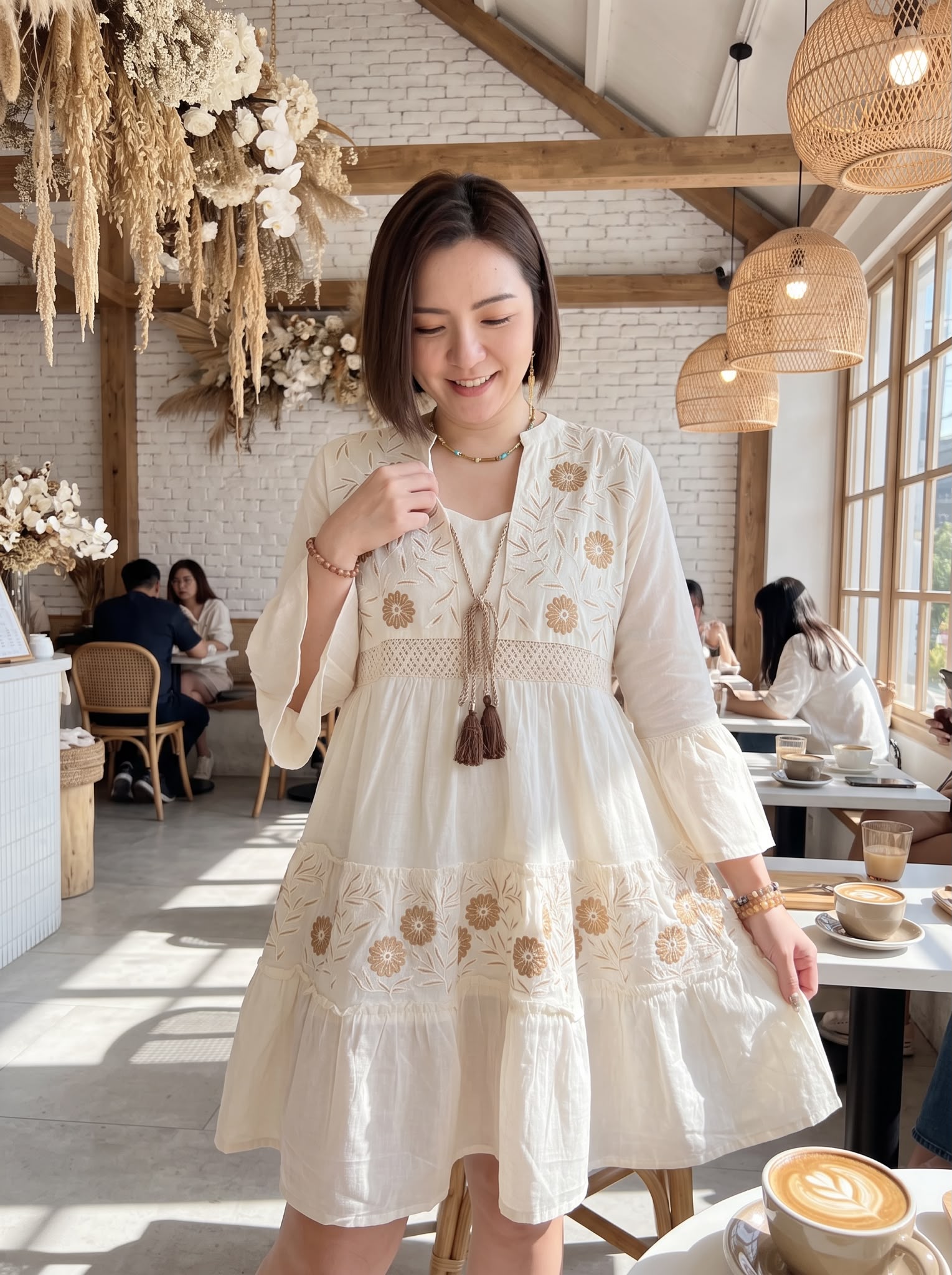 2884 Beige with Flower Emb Sleeve short OP