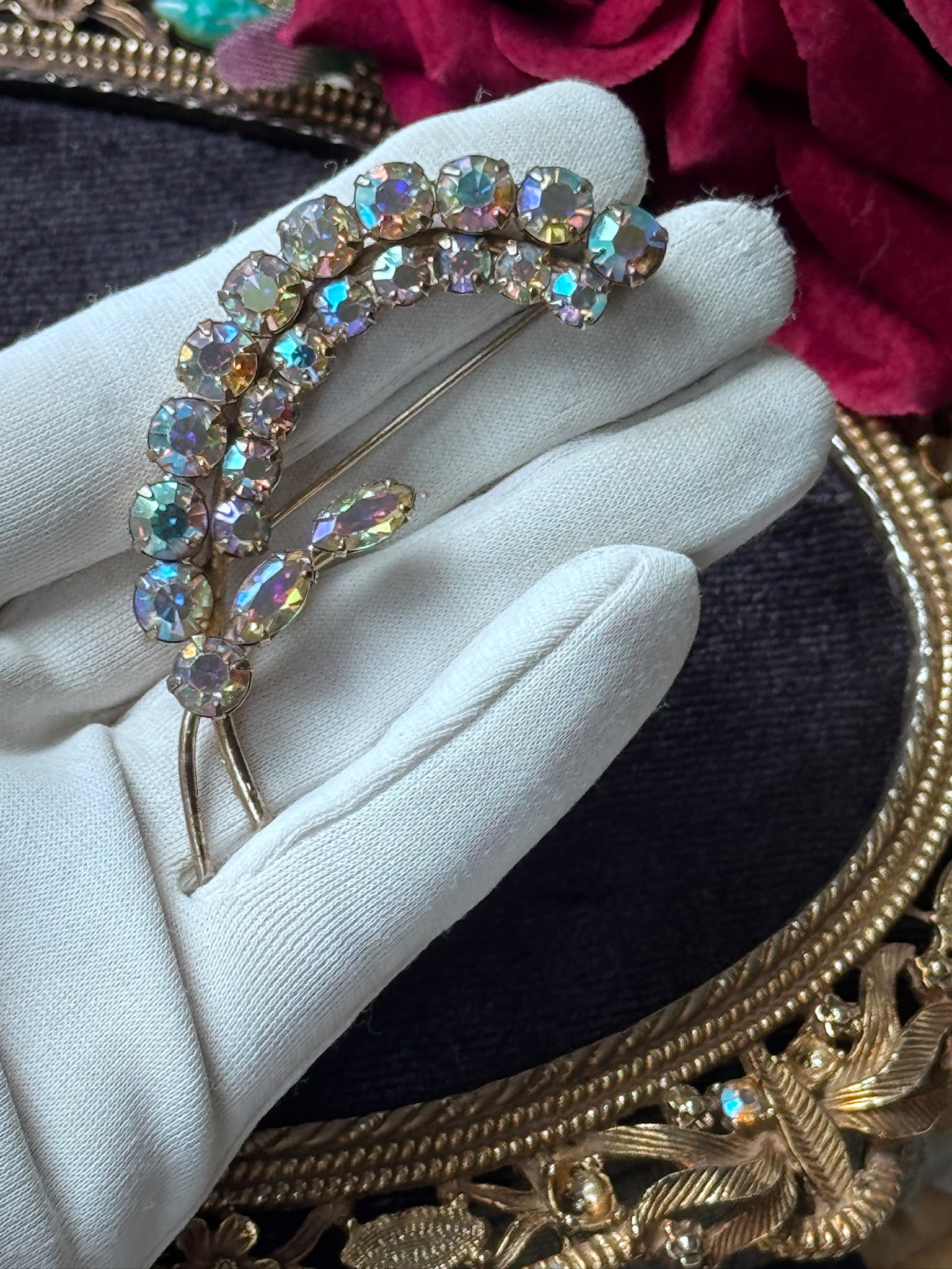 Vintage 1950s Feather Shape Aurora borealis Rhinestone Sparkling Brooch(MT2589-35)