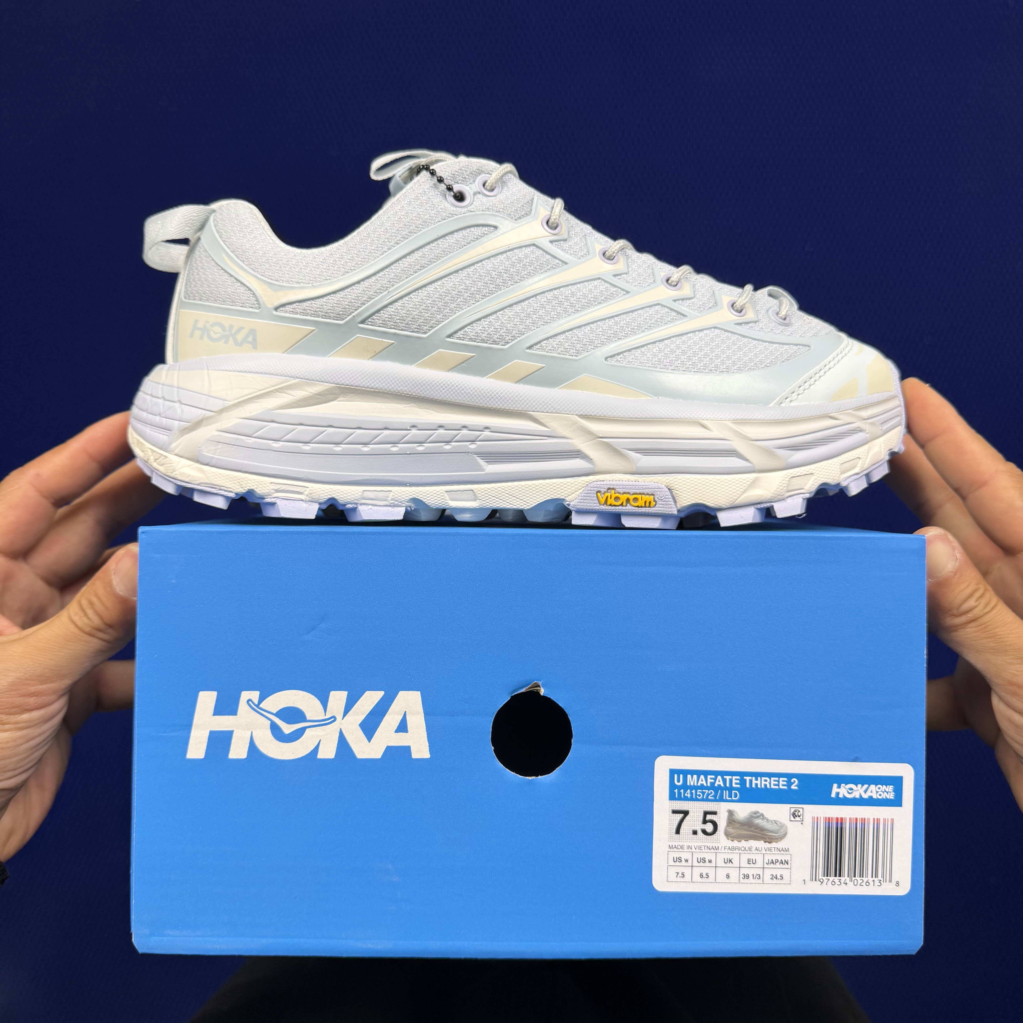 Hoka One One Mafate Three 2 