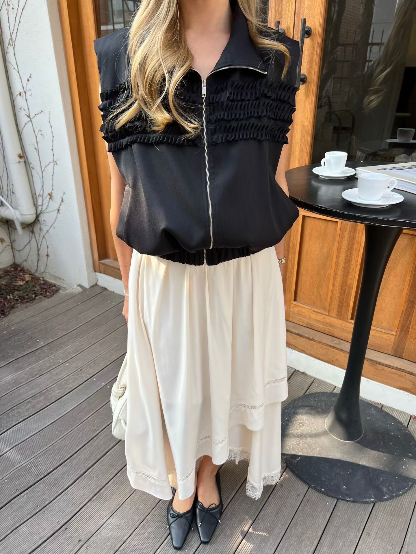 B14 高領拉鍊短版背心