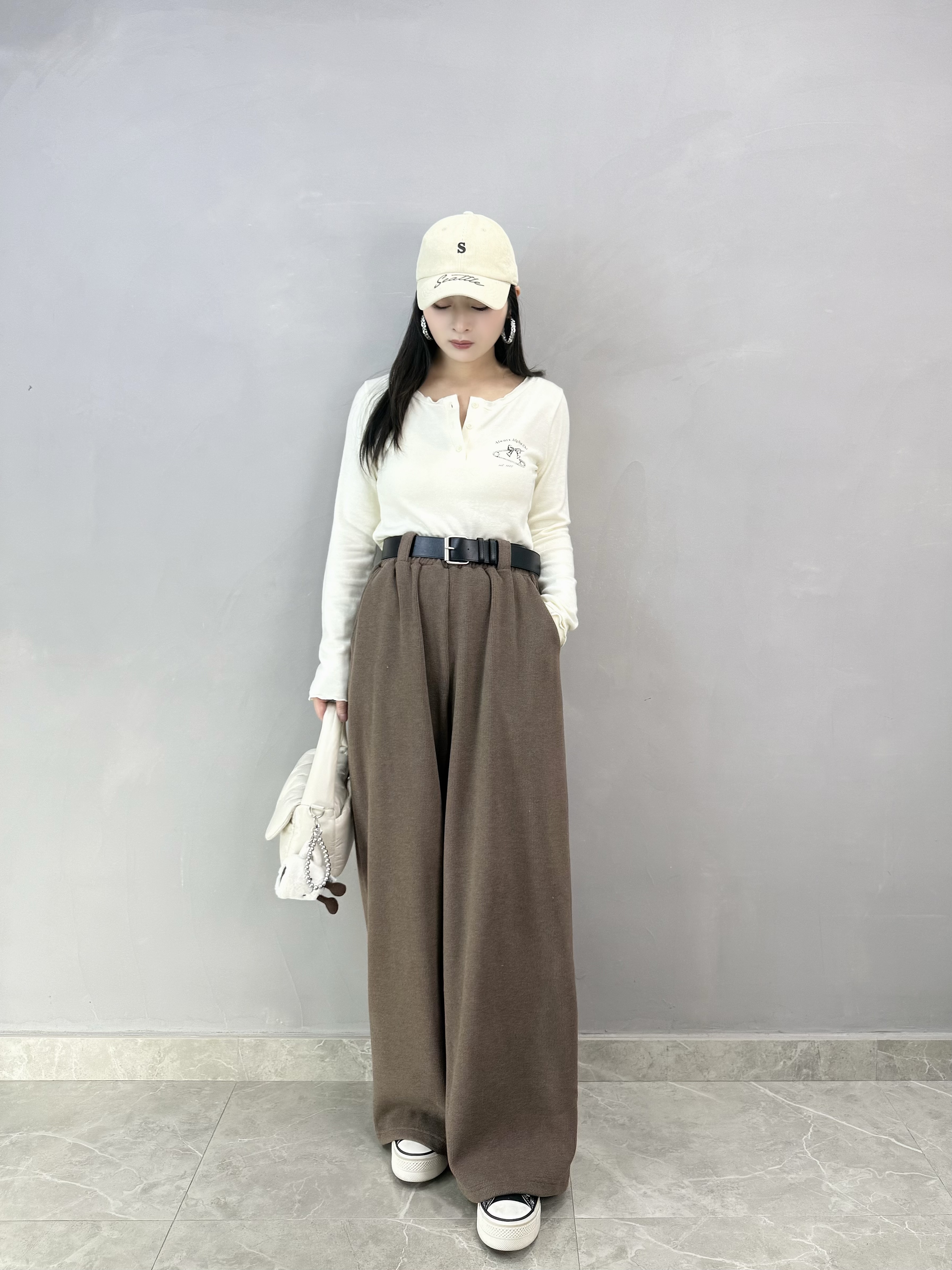 E73 扣鈕蝴蝶結羊毛Tee