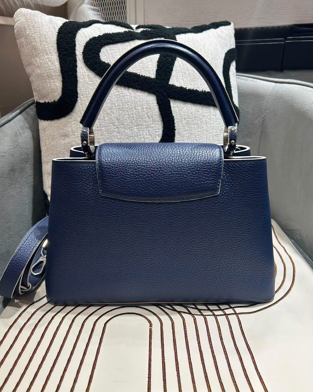 Lv Capucines leather 2way bag   100%Authentic, 98%new  ✅長肩帶✅Dust bag