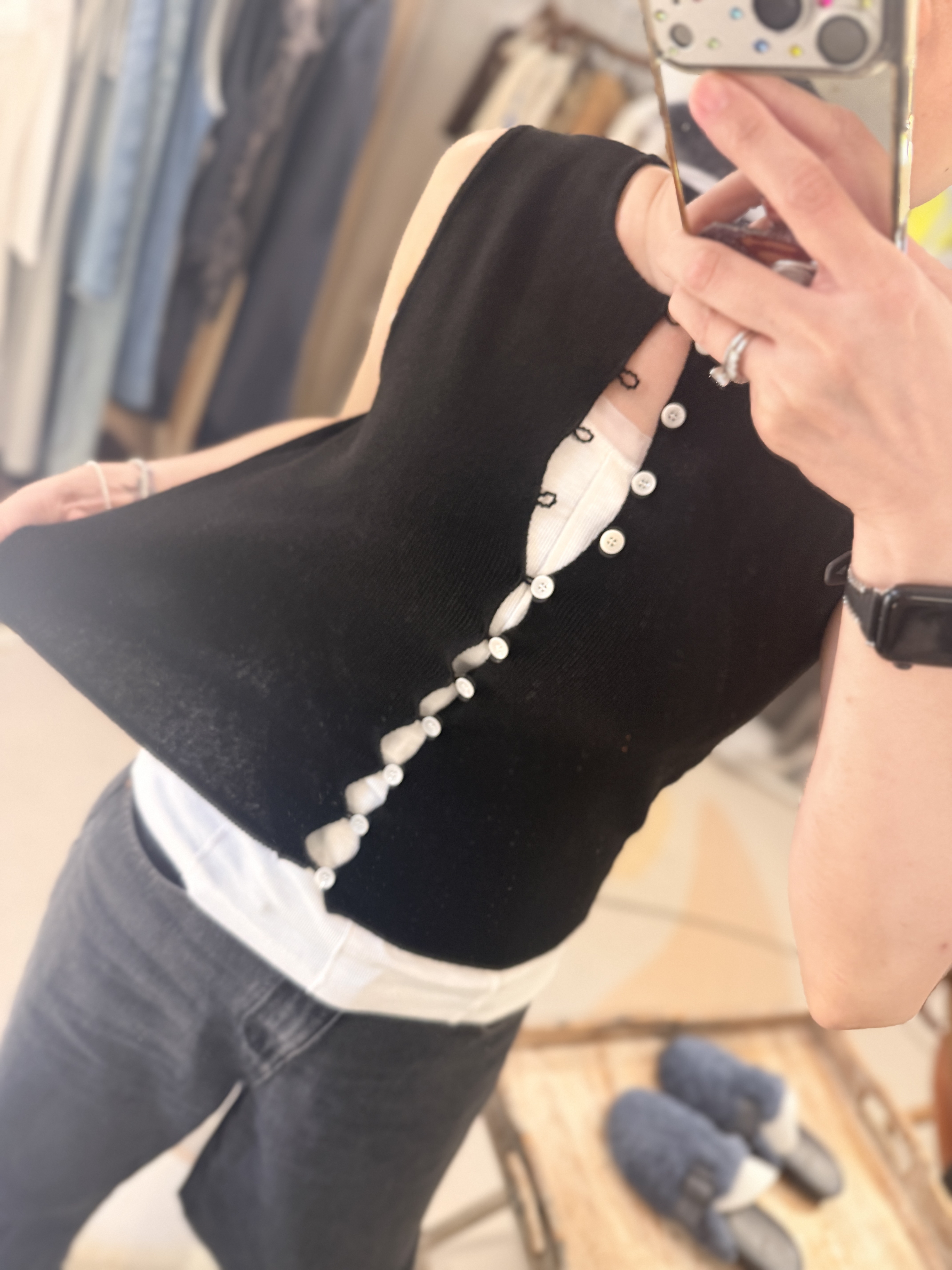 Skinny vest outer