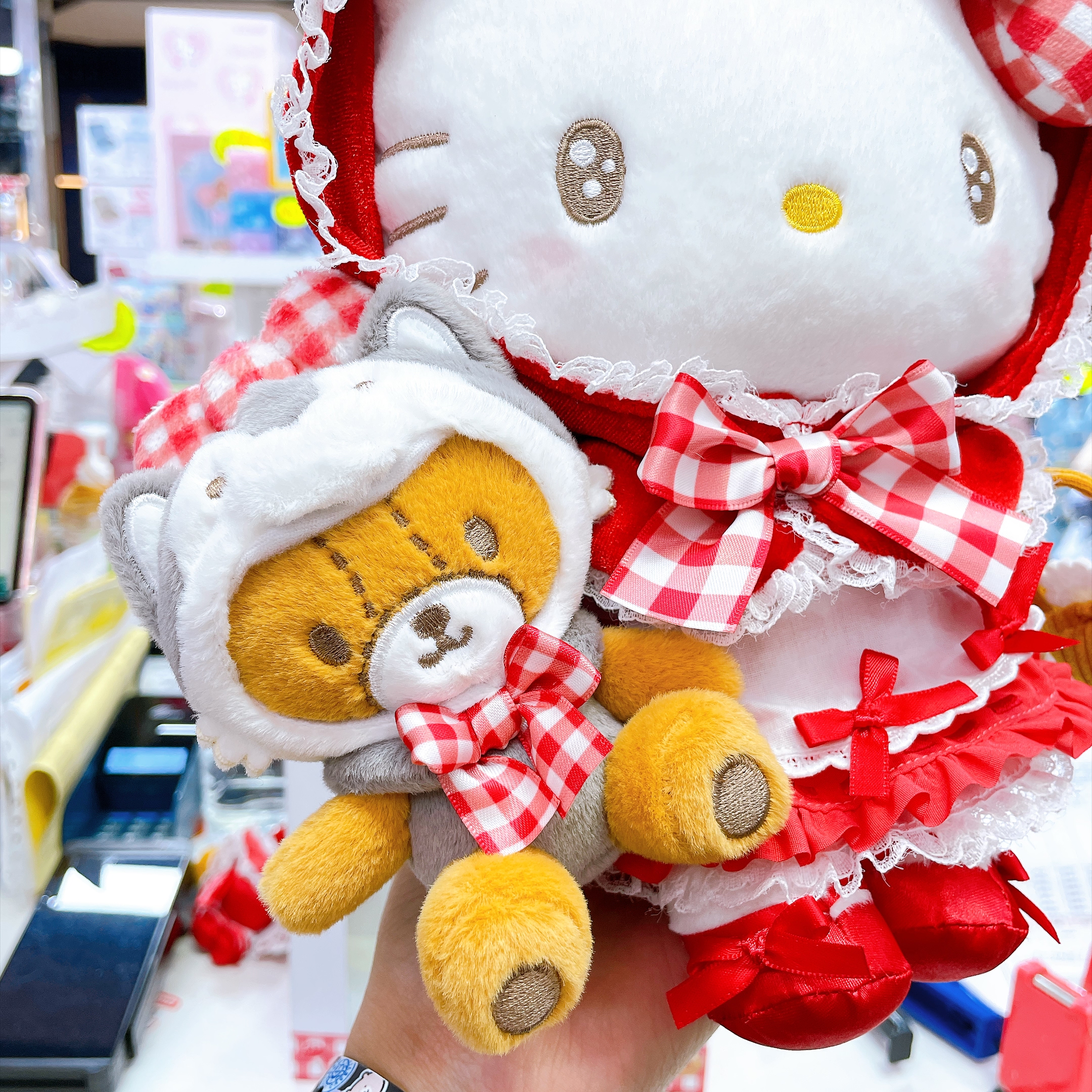 原裝行貨 Hello Kitty小紅帽 盒裝公仔/公仔掛飾