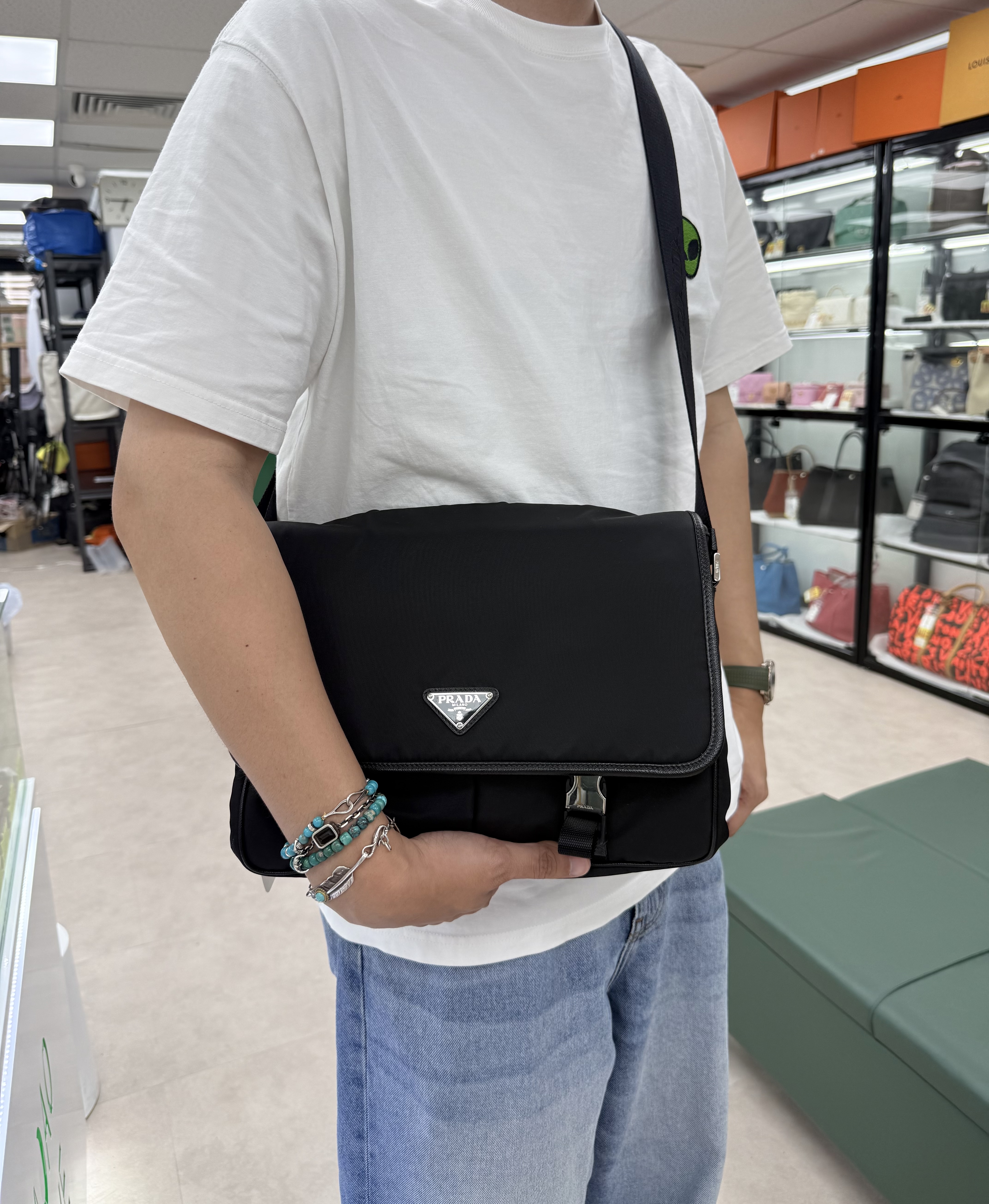 PRADA🤍PRE OWNED Re-Nylon Saffiano 黑色郵差包 