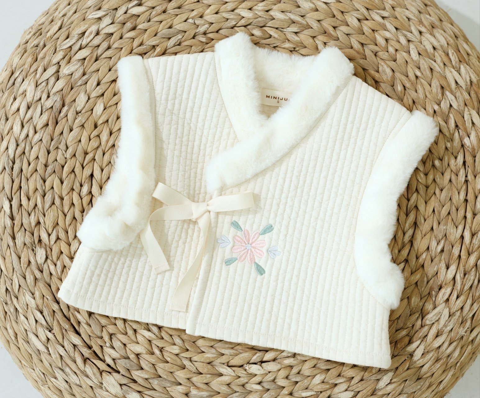 BBB | 韓服背心(M90-100)