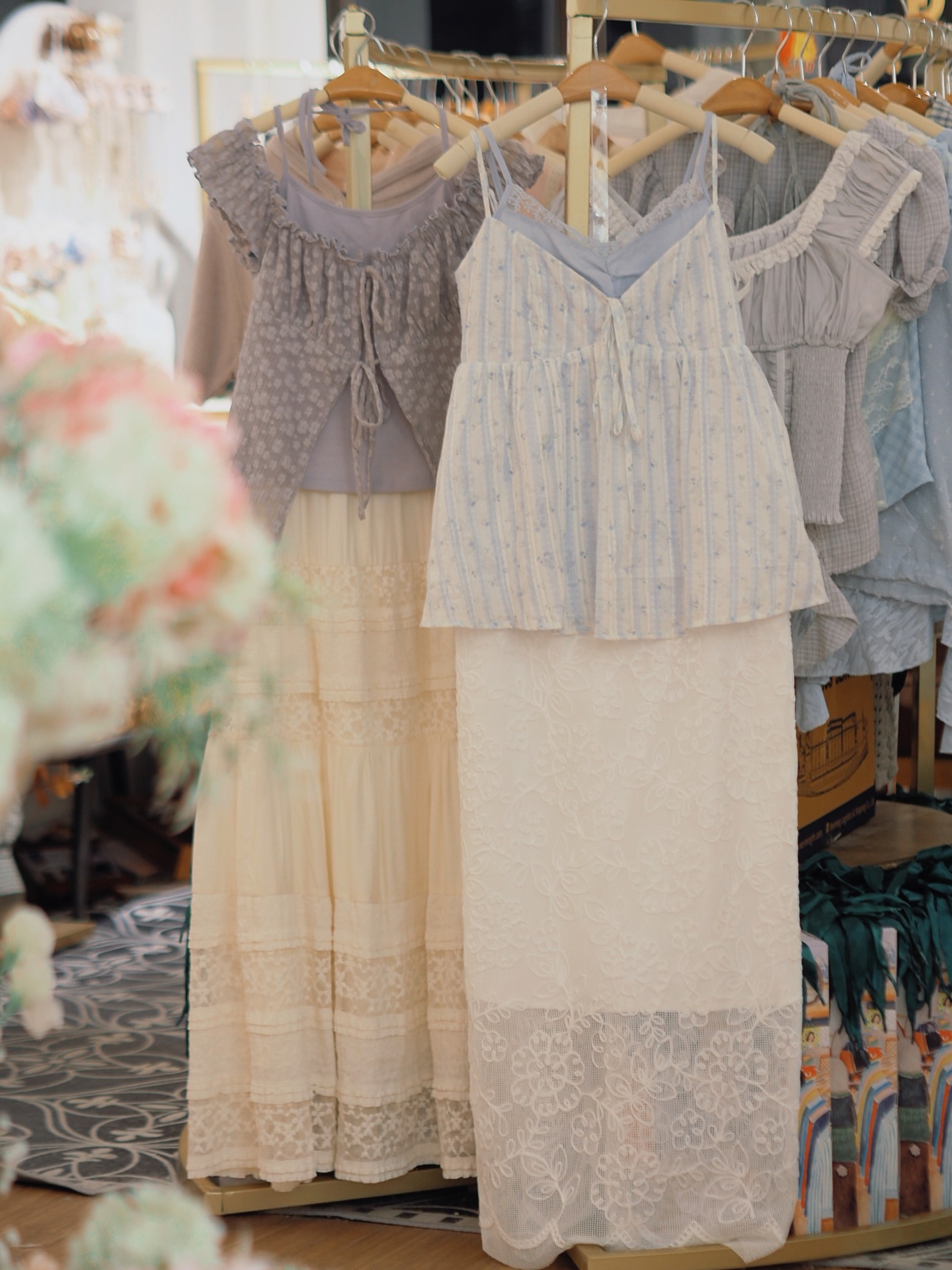 假兩件藍色吊帶背心